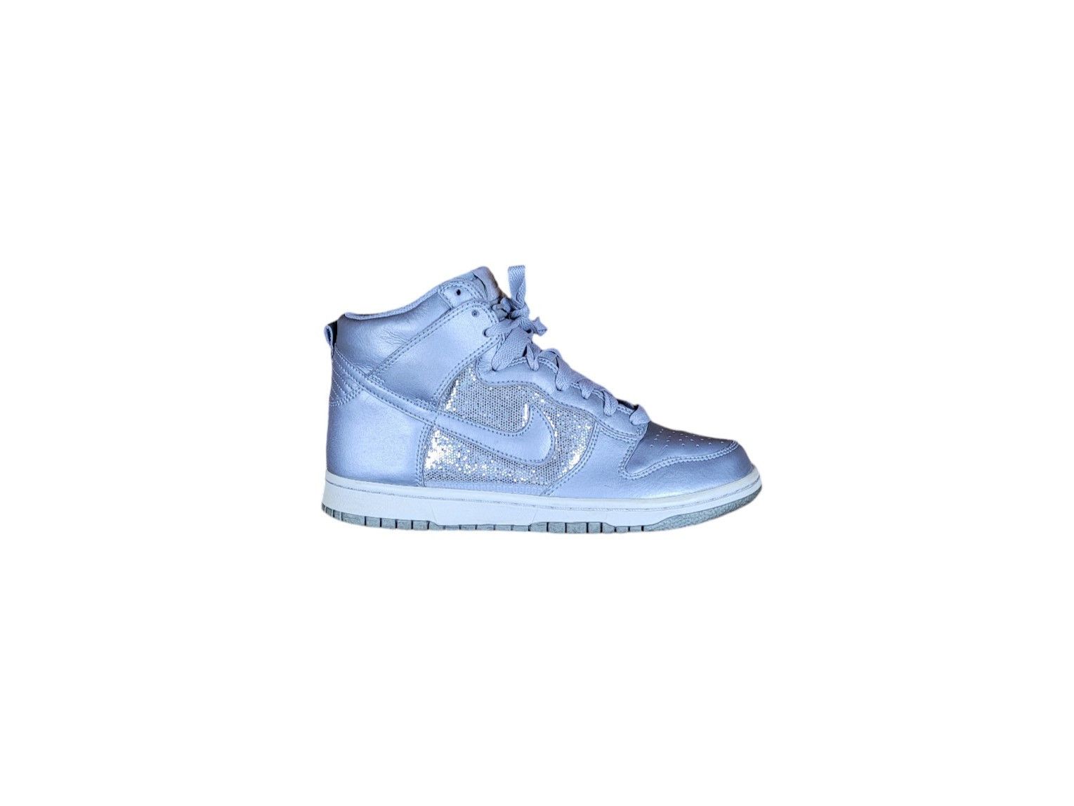 Nike 2009 Vintage Nike Wmns Dunk High 'Metallic Silver' Discoball Size US 7.5 / IT 37.5 - 1 Thumbnail