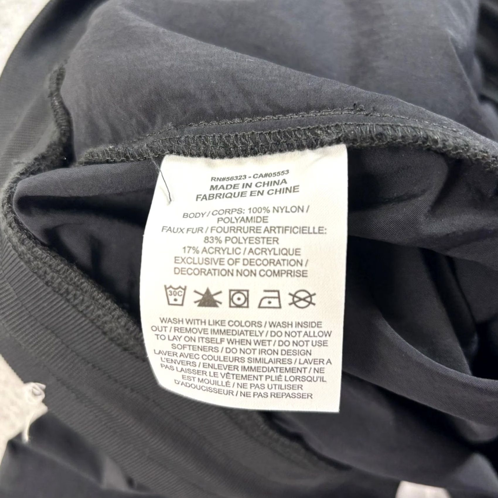 Nike Nike High Waist Curve Pants Women XL Black Ankle Cropped Jogger Comfy Athleisure Size 40" / US 18 - 4 Thumbnail