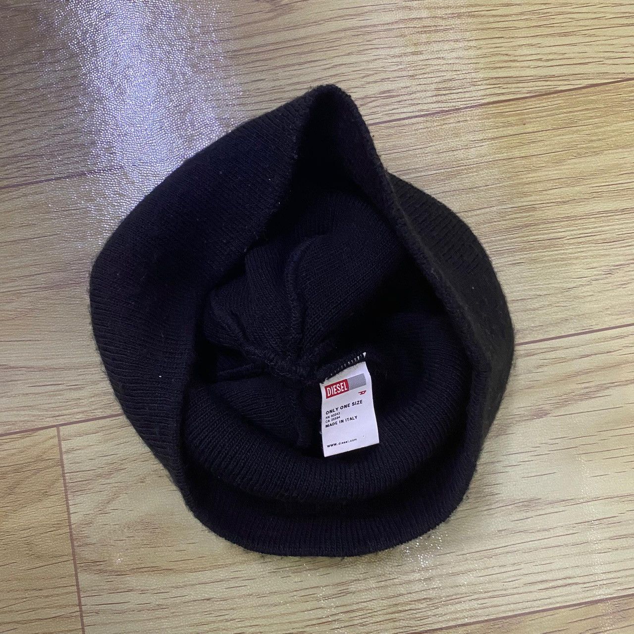 Y2K Diesel Archive Beanie — Made in Italy (Green Stitch Logo