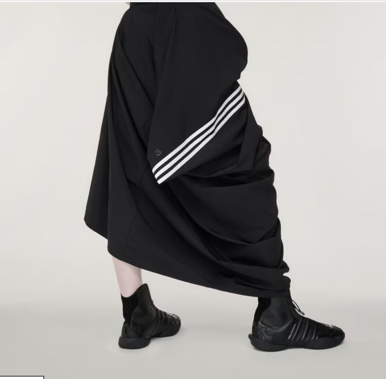 Y-3 Nylon Skirt 3-Stripes Size 30" / US 8 / IT 44 - 5 Thumbnail