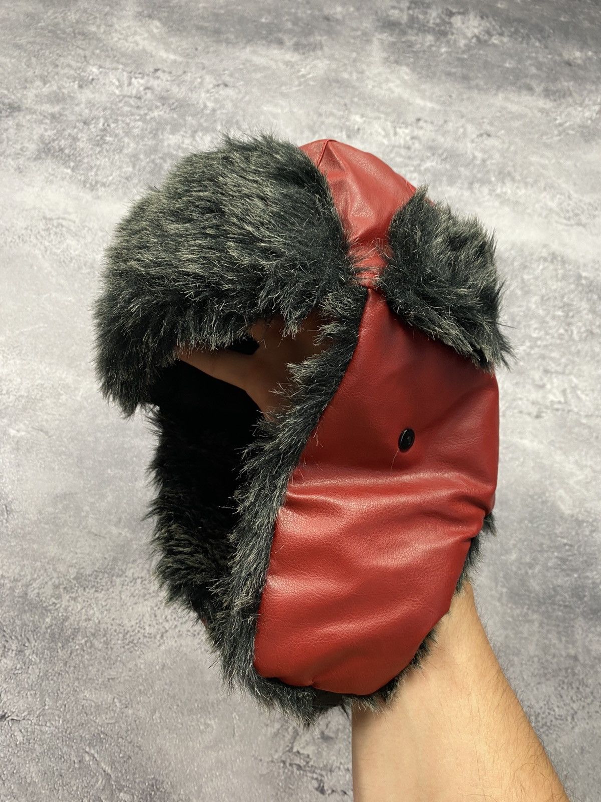 If Six Was Nine Vntg Ushanka Trapper Hat Furry Mohair Fuzzy Fur Red Hat Y2K Size ONE SIZE - 2 Thumbnail