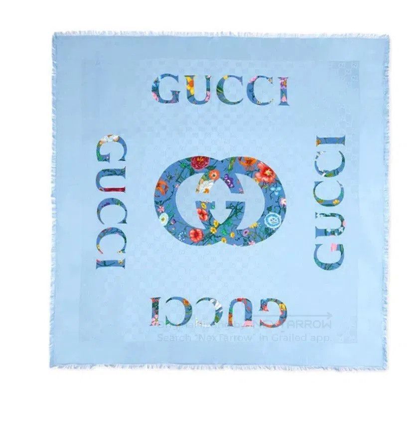 Gucci Gucci Floral Logo Silk Scarf 140x140. Size ONE SIZE - 1 Thumbnail