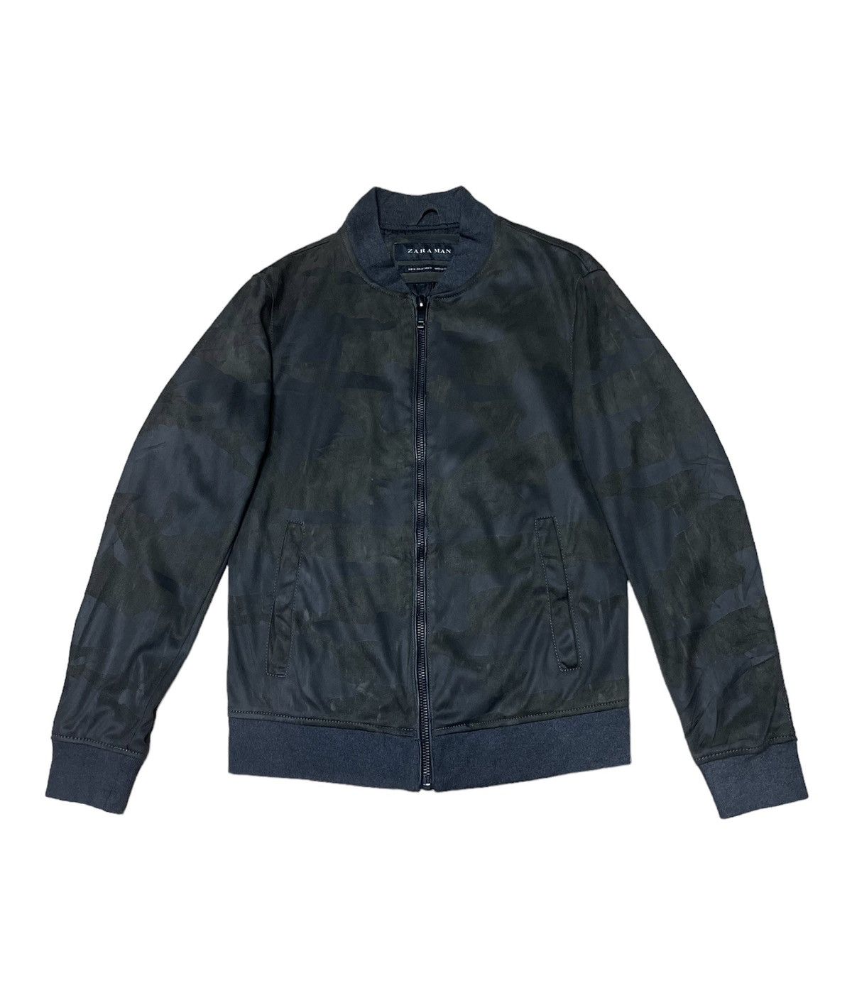 image of Zara Men Camo Jacket in Green (Size Small)