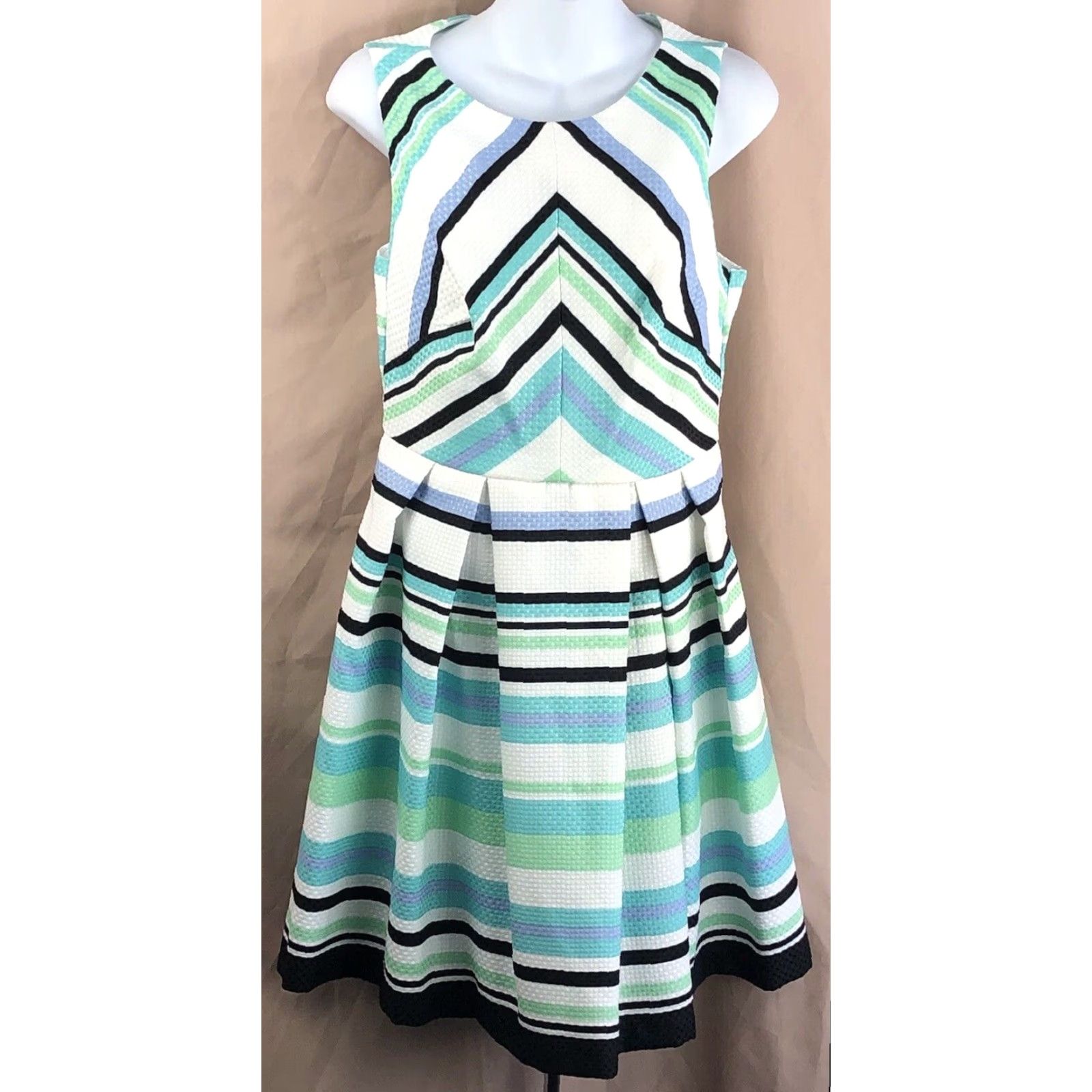 Danny & Nicole Sleeveless Fit & Flare Midi Dress 8p Wht/Green Color Block  Pleated Colorful,