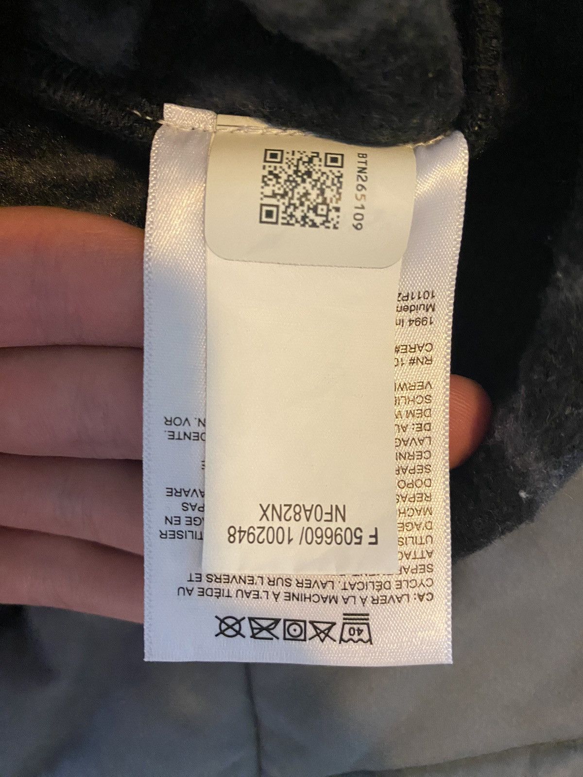Supreme × The North Face Supreme The North Face Steep Tech Fleece Pant Size US 32 / EU 48 - 8 Thumbnail
