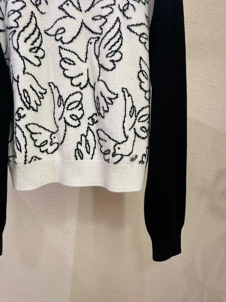 Chanel Chanel 22C black and white peace dove cashmere sweater Size XXS / US 00 / IT 34 - 5 Thumbnail