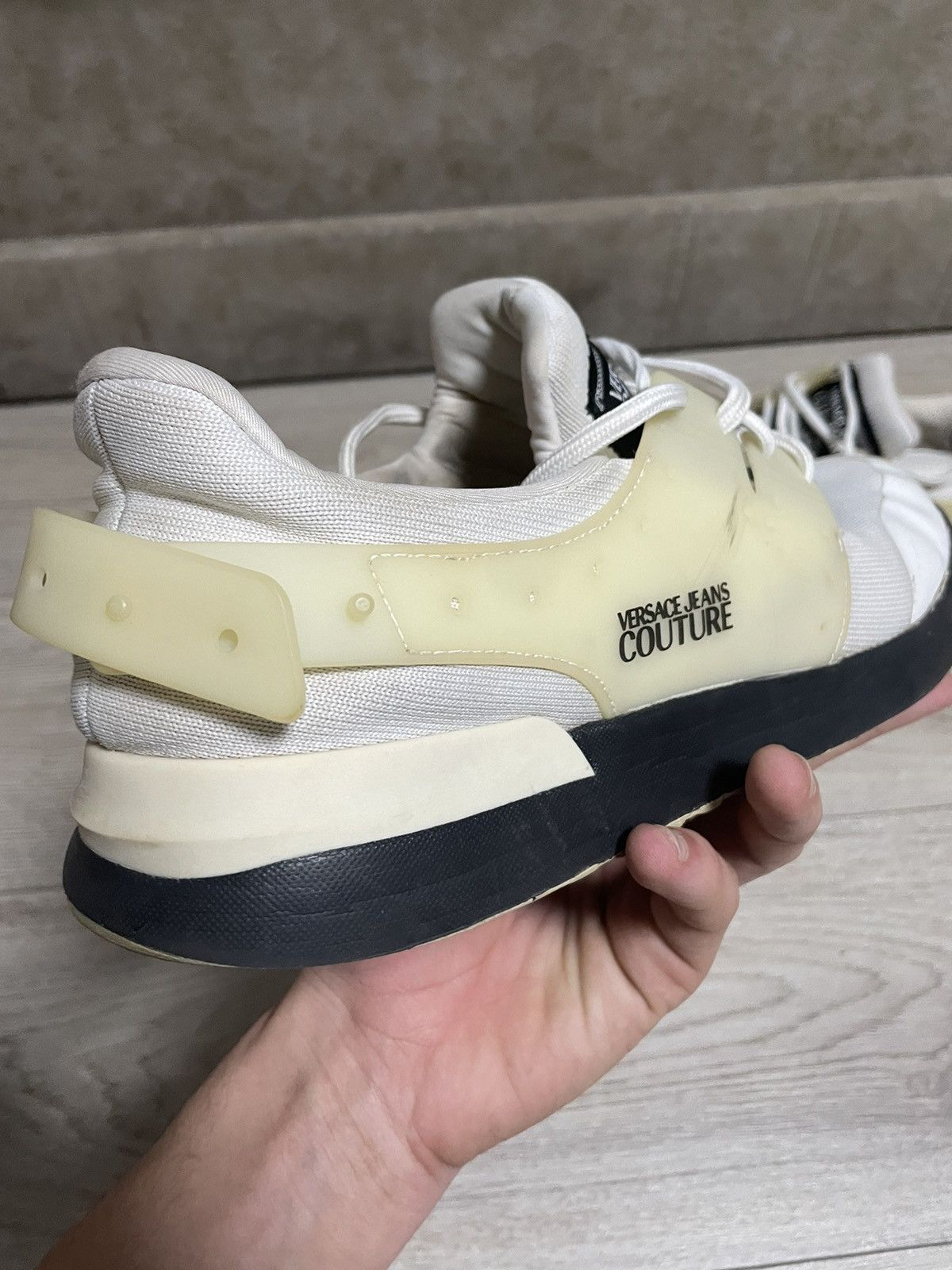 Versace Versace Jeans Couture White Sneakers Size 43 Vintage Size US 10 / EU 43 - 18 Thumbnail