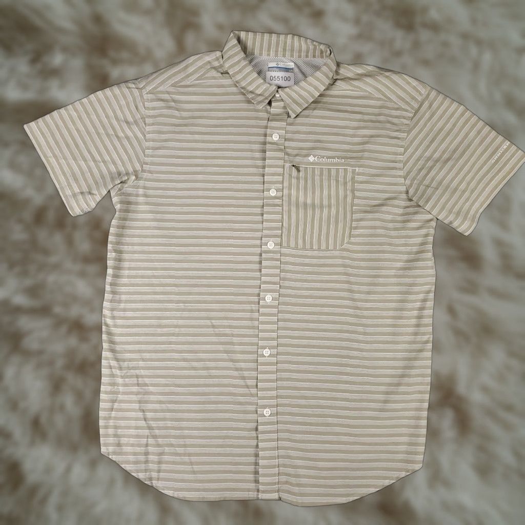 Vintage Columbia Shirt Large Beige Striped Vented Fishing Button Up Short Sleeve Mens Size US L / EU 52-54 / 3 - 1 Thumbnail
