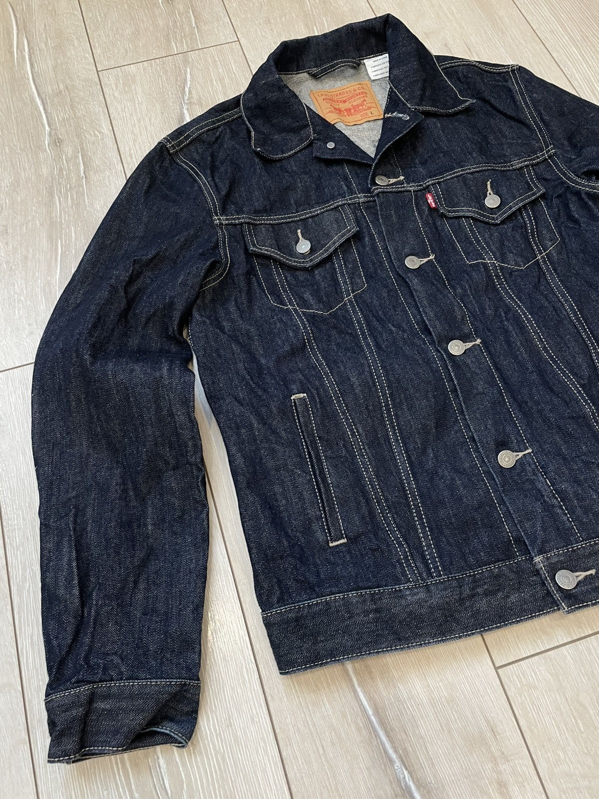 Levi's × Vintage Levi's Men's Size L Trucker Denim Jacket Dark Wash Rinse Size US L / EU 52-54 / 3 - 2 Thumbnail