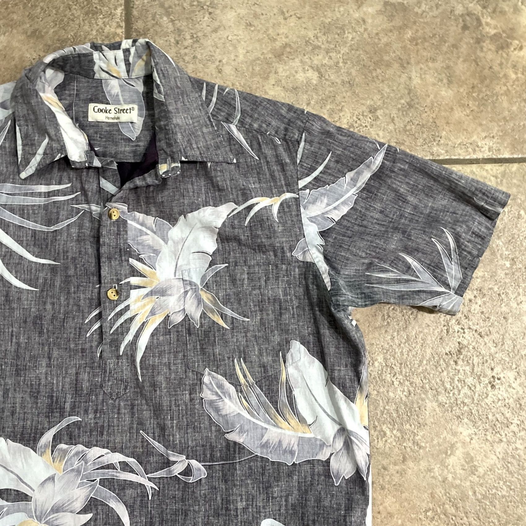 Vintage VTG Cooke Street Honolulu reversible floral print button-down shirt Mens L Size US L / EU 52-54 / 3 - 2 Thumbnail