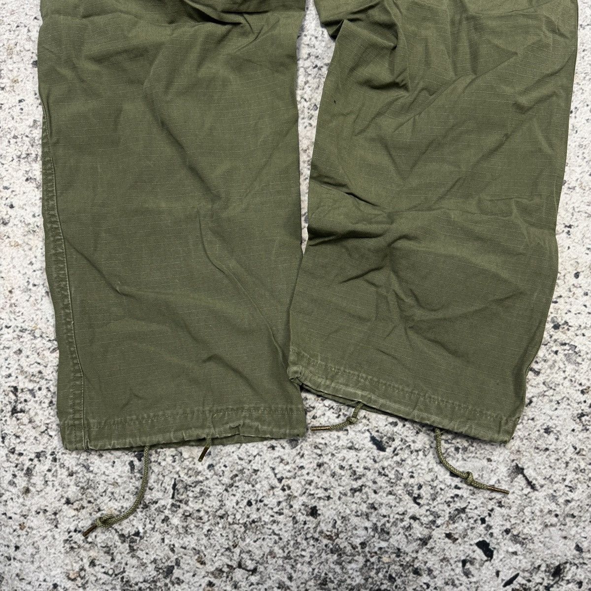 Vintage 80s Faded Green US Army Fatigue Cargo Pants Size US 33 - 8 Thumbnail