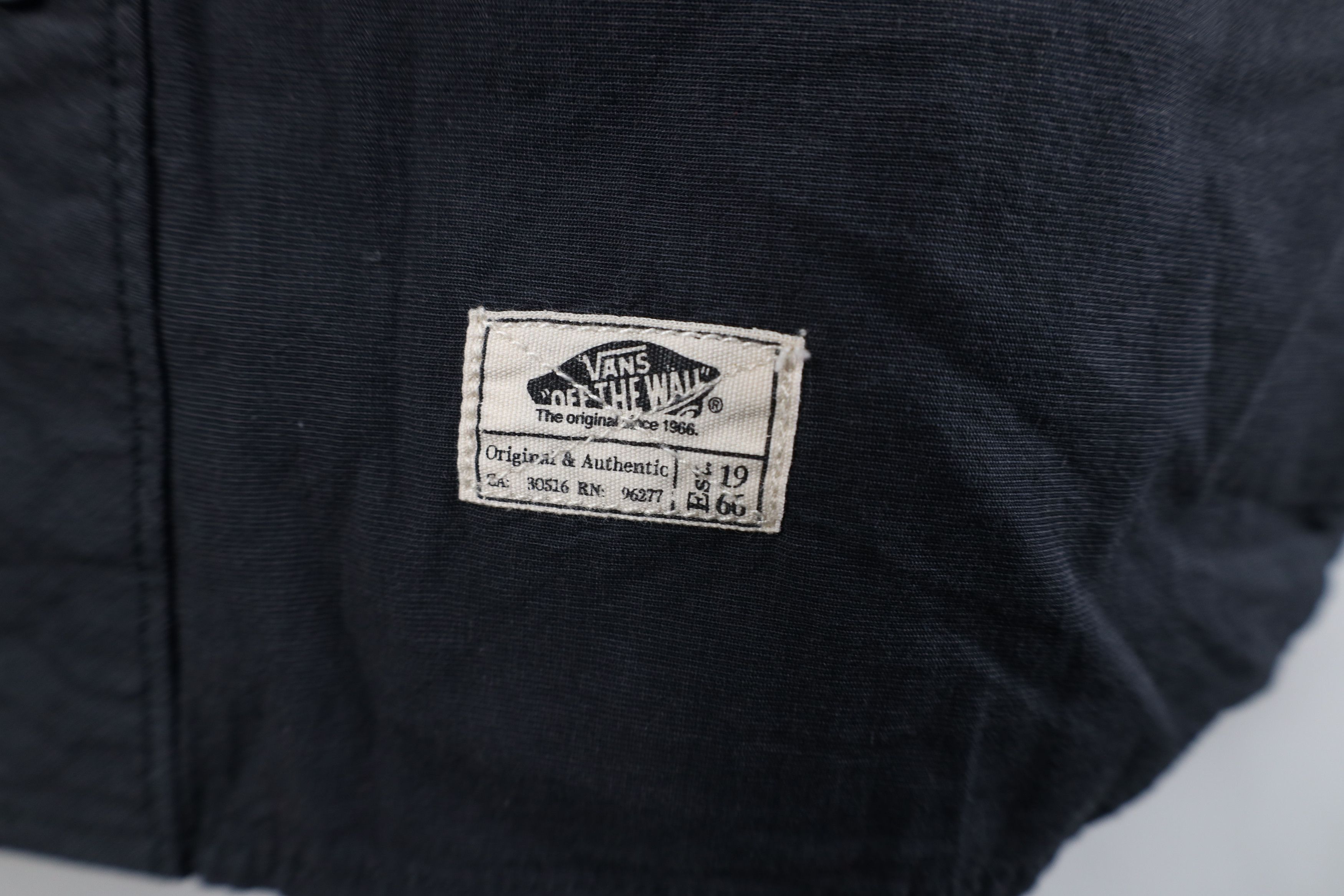 Vans Deadstock Vintage Y2K Vans Skateboarding Short Sleeve Shirt Size US M / EU 48-50 / 2 - 4 Thumbnail