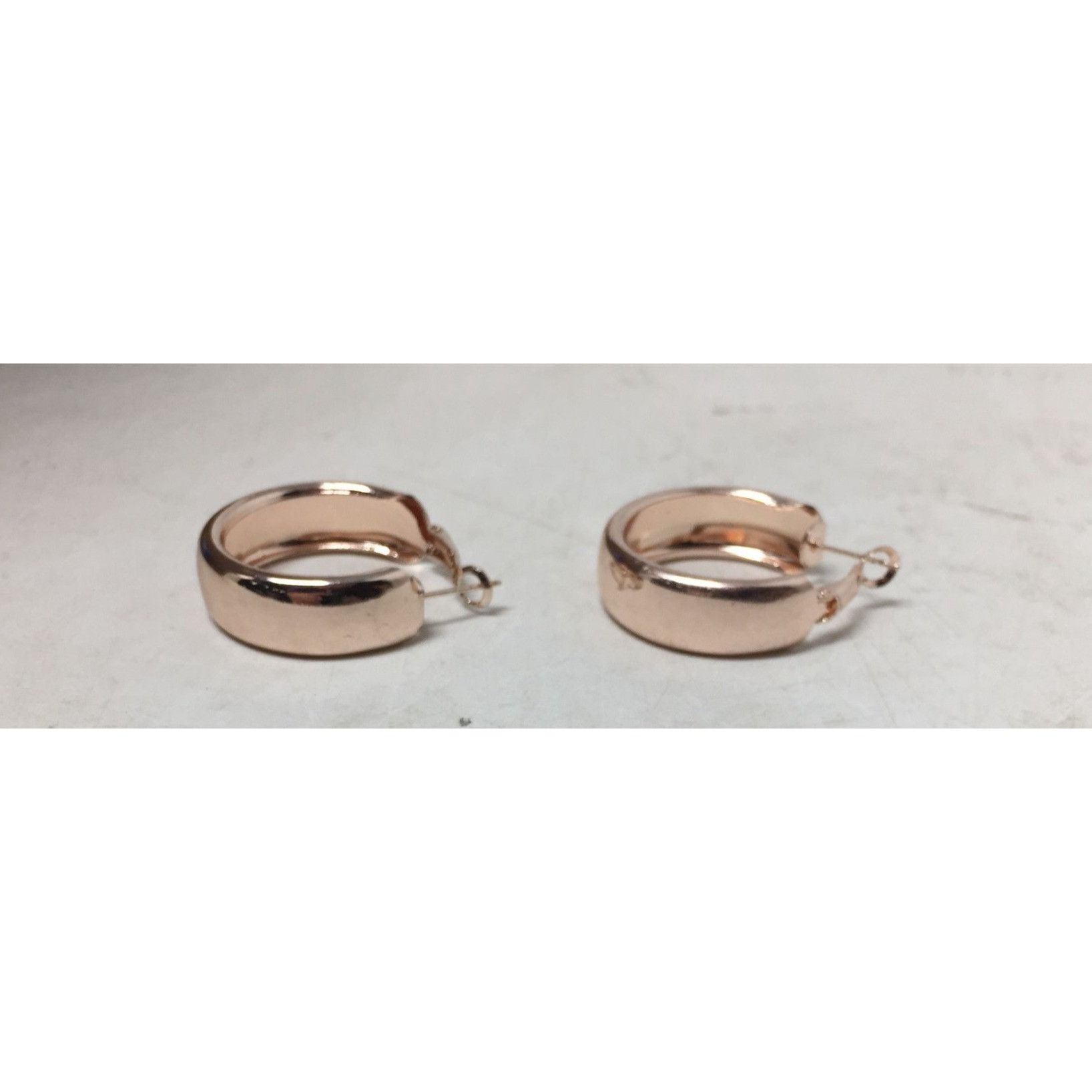 Other Women's Rose Gold Thick Hoop Earrings Size ONE SIZE - 6 Thumbnail