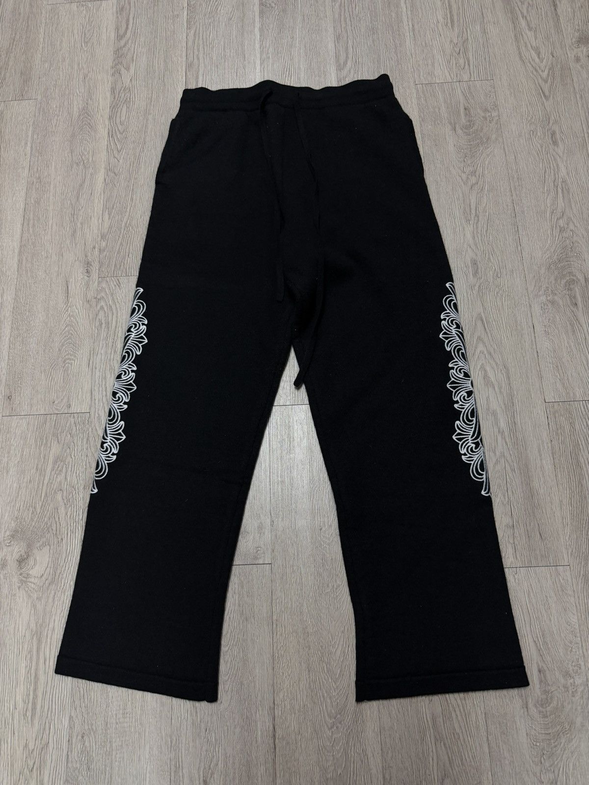 Chrome Hearts Chrome Hearts Black Cashmere Sweats Size US 34 / EU 50 - 1 Thumbnail