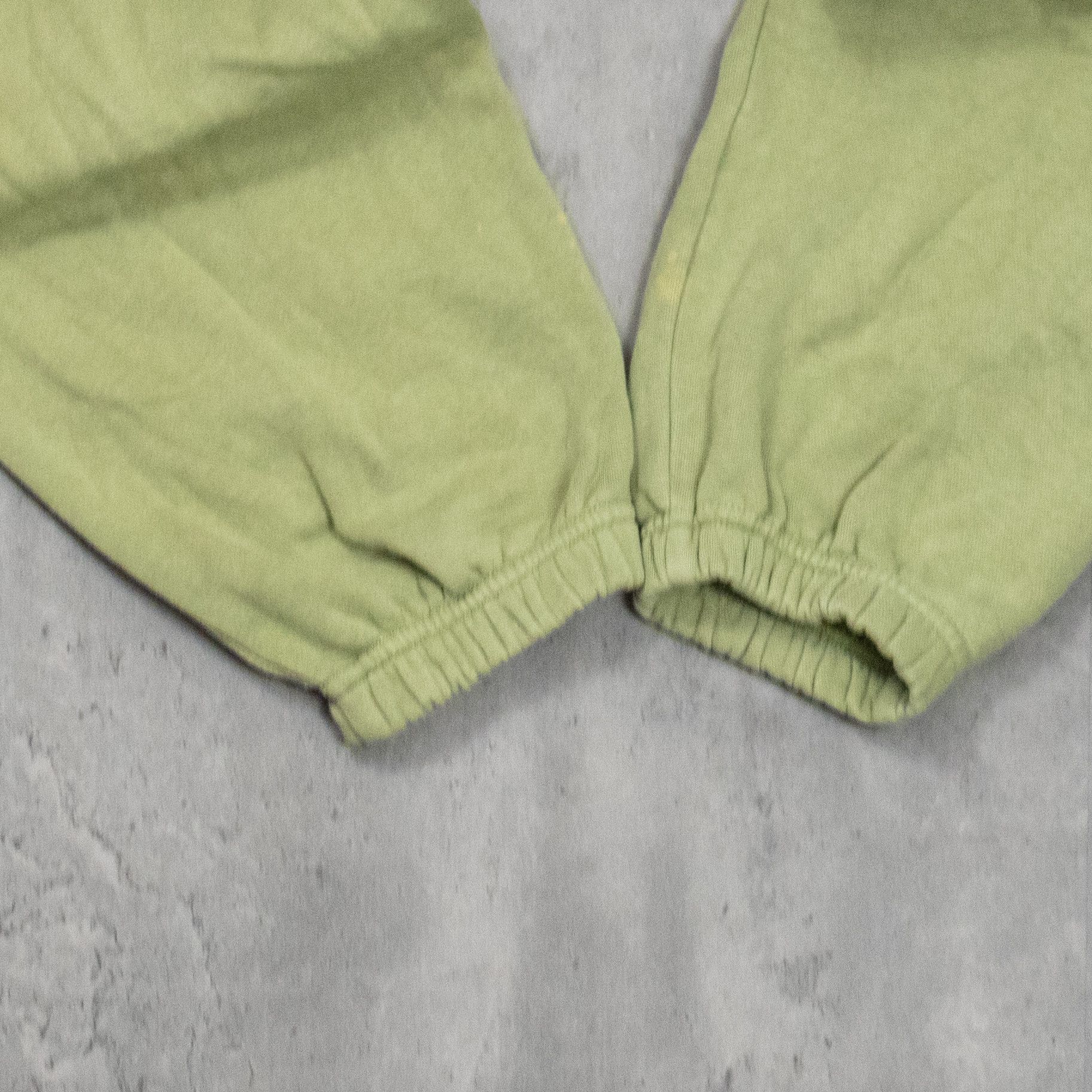 Nike Nike Bleached Sage Green Baggy Relax Fit Cuffed Sweat Pant's Size US 26 / EU 42 - 12 Thumbnail