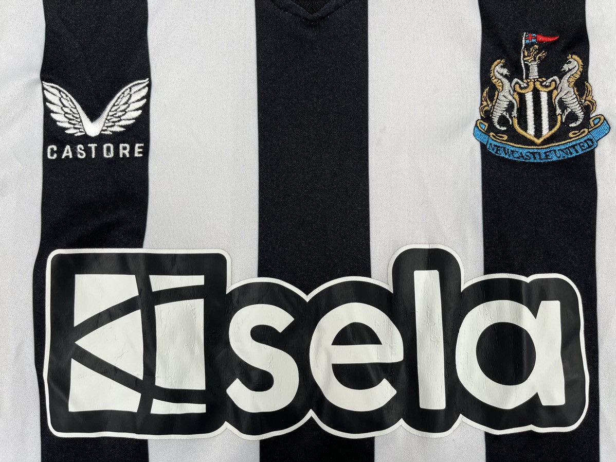 Castore CASTORE NEWCASTLE UNITED 2023/2024 SOCCER JERSEY FOOTBALL Size US M / EU 48-50 / 2 - 3 Thumbnail