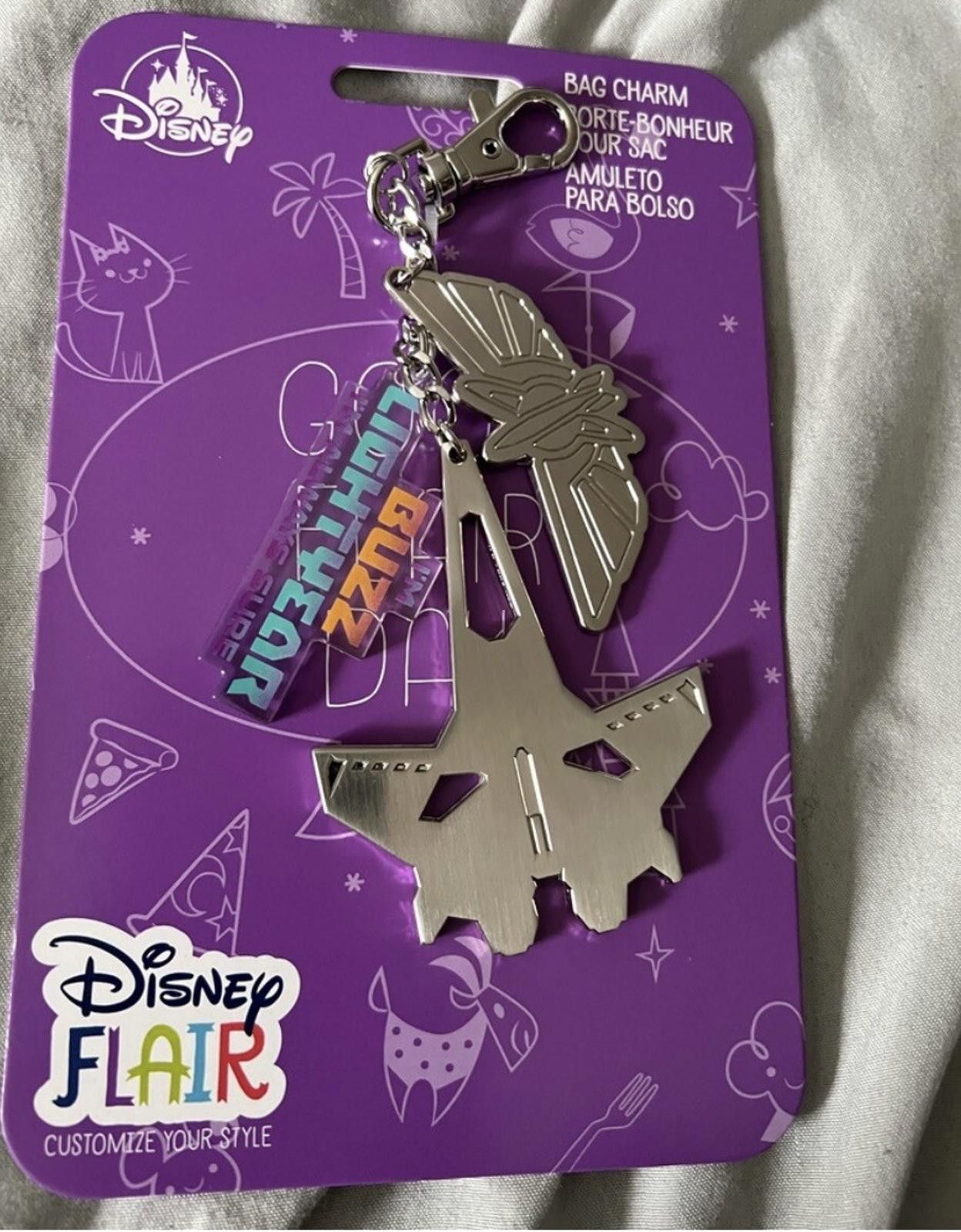 Disney NWT Disney Buzz Lightyear Flair Bag Charm Keychain Size ONE SIZE - 3 Thumbnail