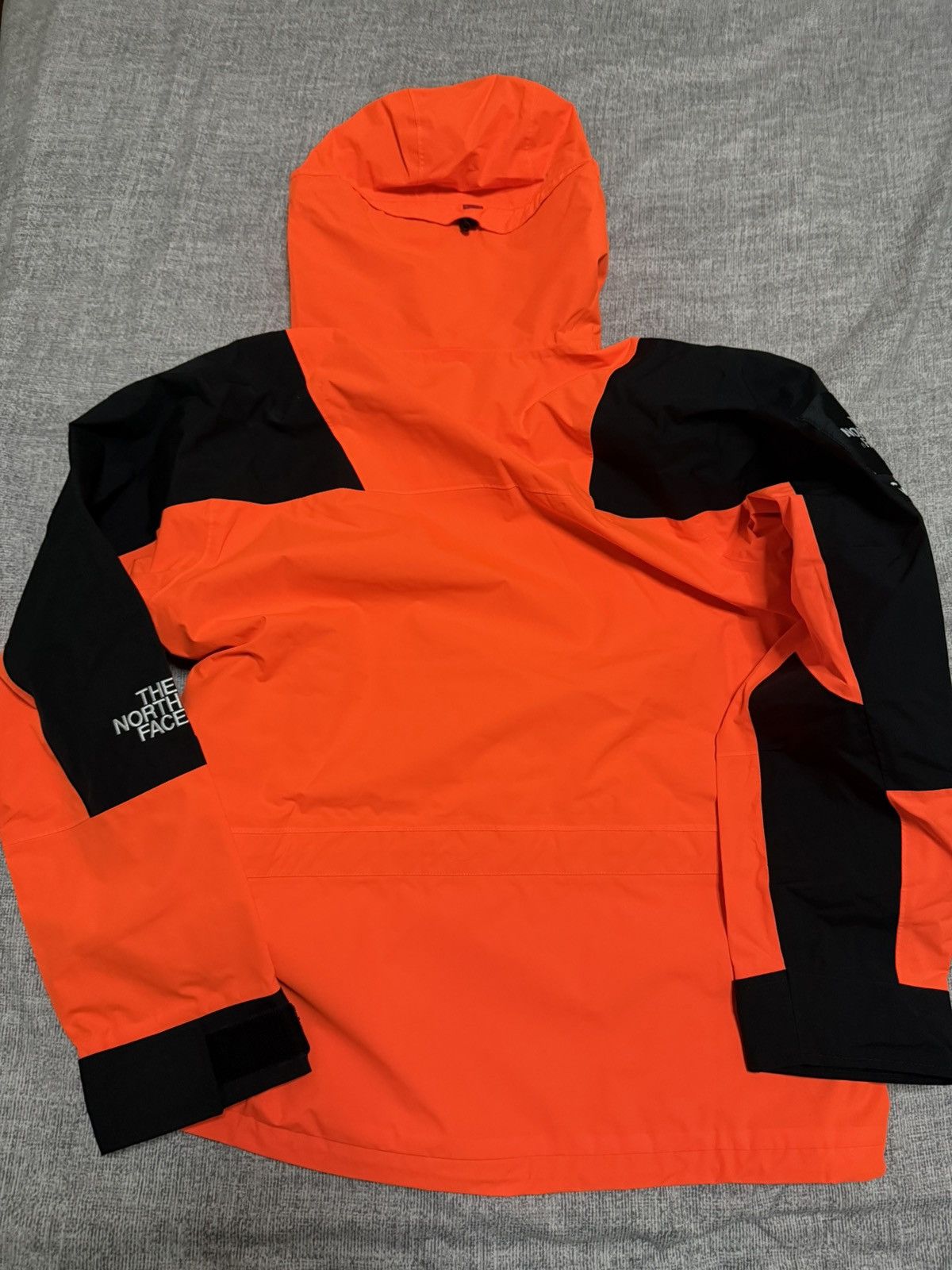 Supreme × The North Face Supreme tnf the north face 16fw orange mountain light Jacket Size US M / EU 48-50 / 2 - 2 Thumbnail