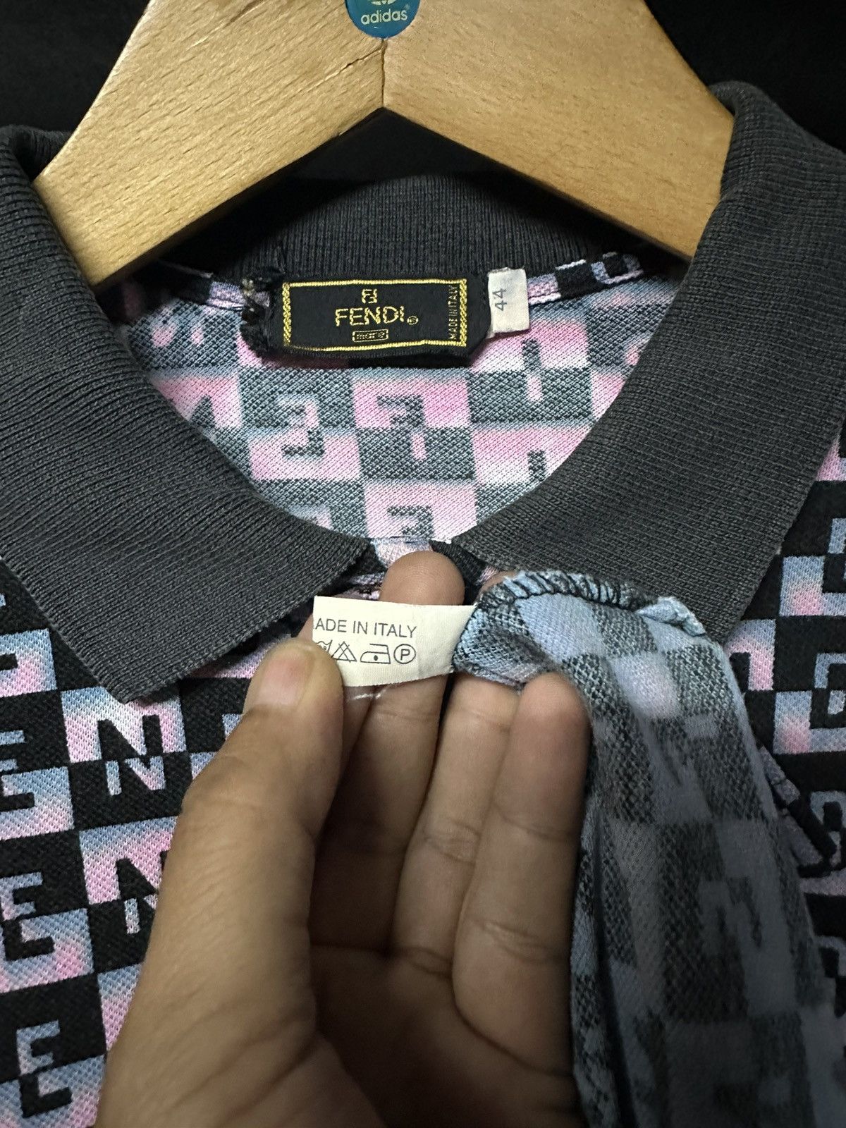 Fendi × Vintage Vintage Fendi Monogram Sun Faded Tee Size US M / EU 48-50 / 2 - 9 Thumbnail