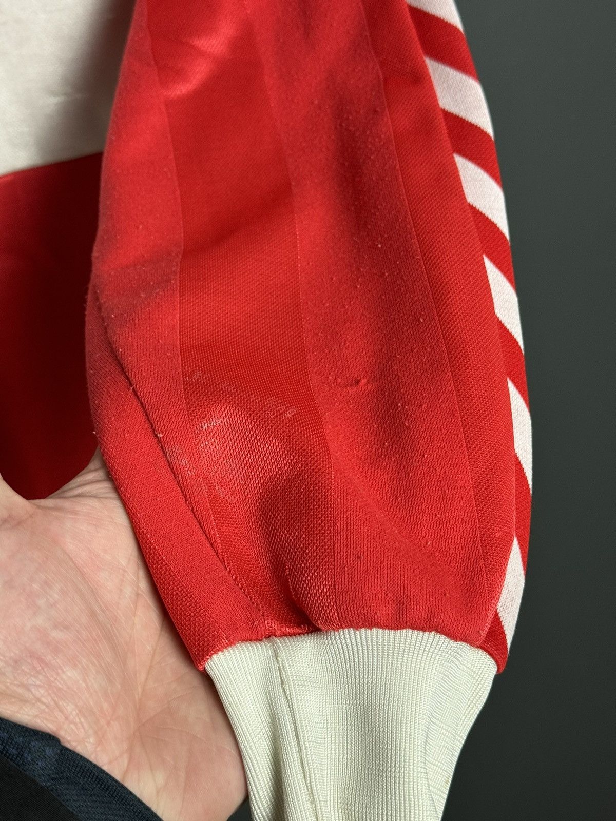 Hummel Middlesbrough 84/86 Home Football Long Sleeve Jersey Size US S / EU 44-46 / 1 - 10 Thumbnail