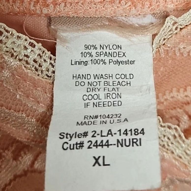 Vintage Y2K Peach Lace Cami Top XL V-Neck Nylon Lace Camisole USA Made Womens Shirt Size XL / US 12-14 / IT 48-50 - 4 Thumbnail