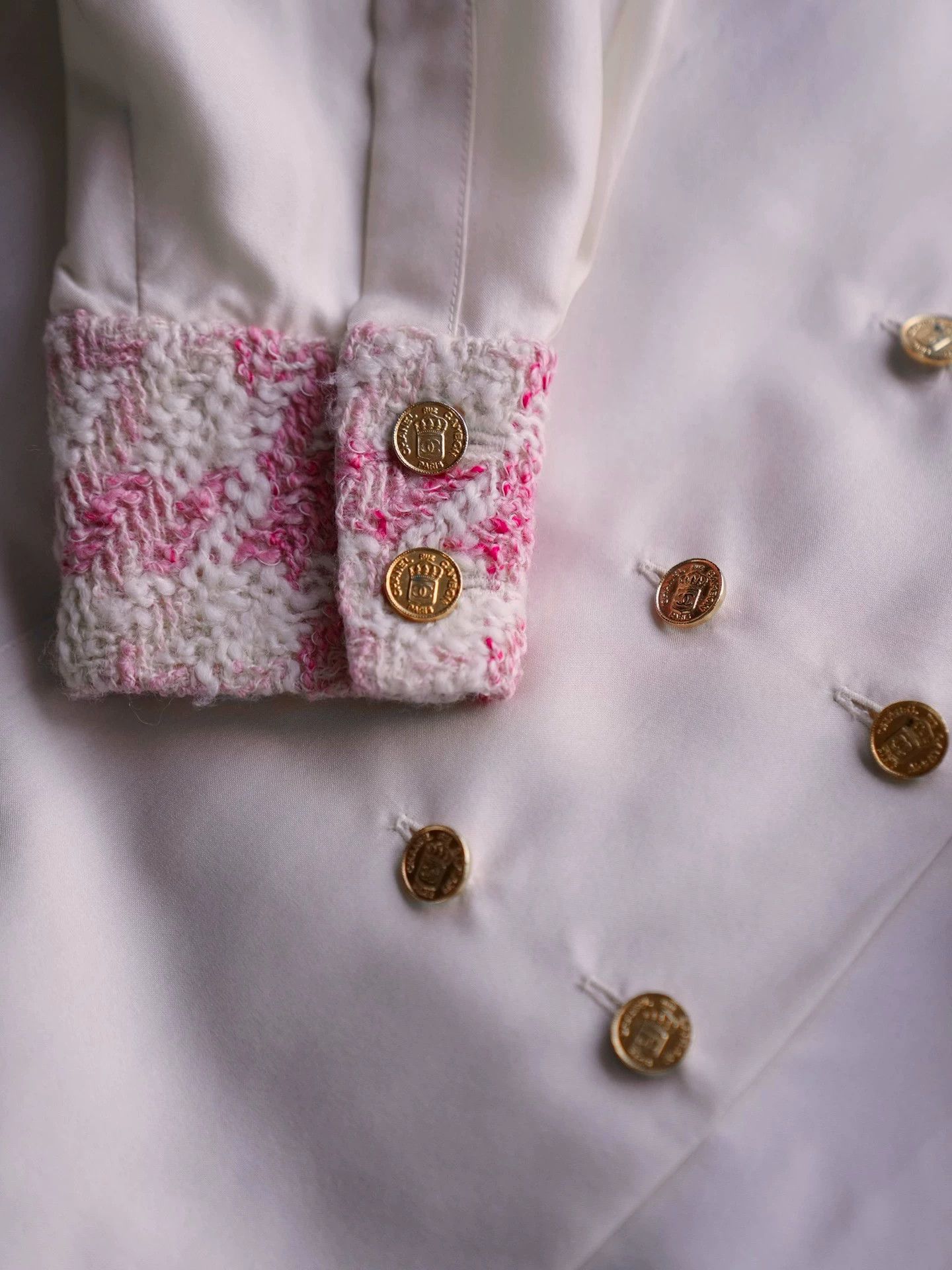 Chanel Chanel Vintage Cream Silk Pink Tweed Oversized CC Shirt FR40 Size M / US 6-8 / IT 42-44 - 4 Thumbnail
