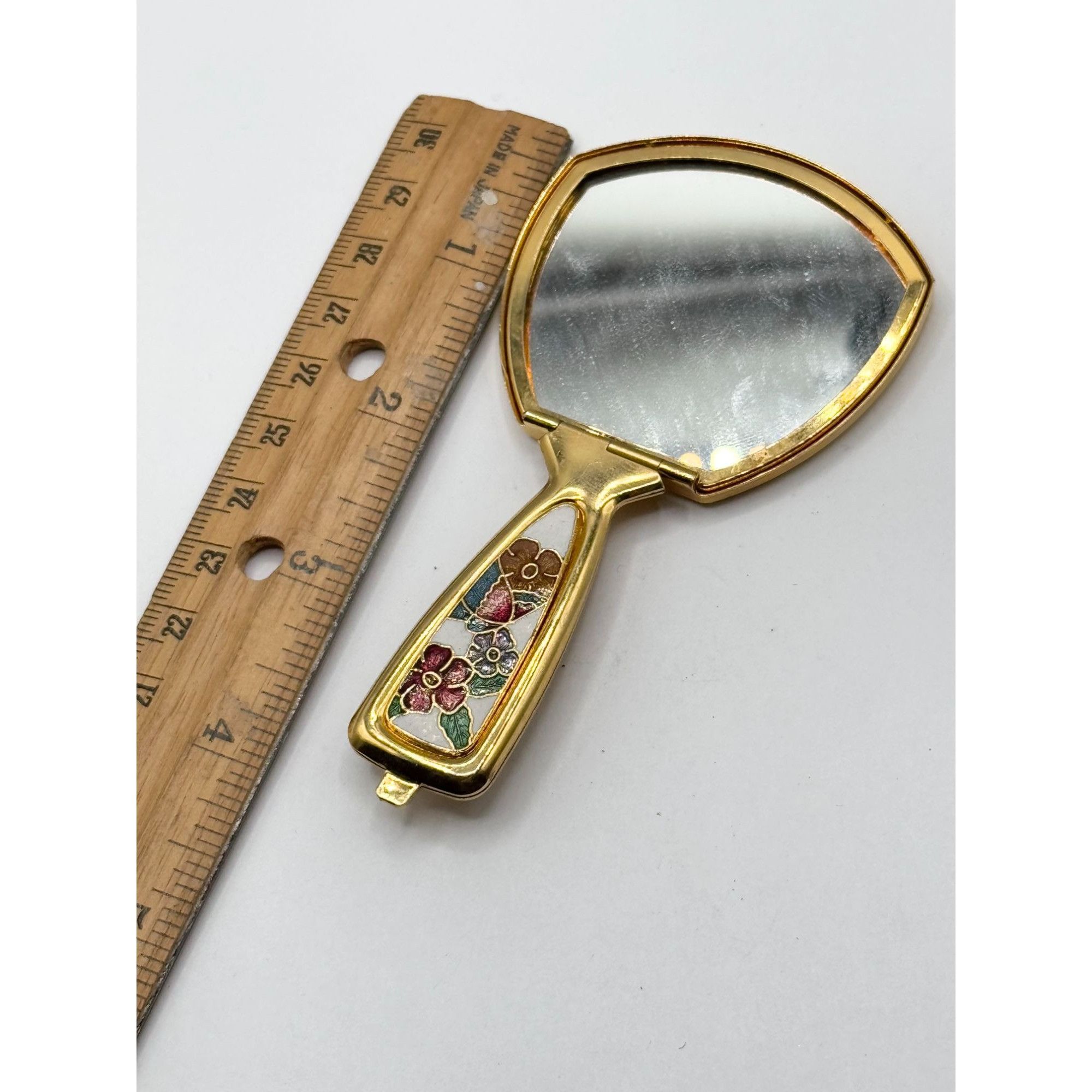 Vintage Vintage white cloisonné enamel floral folding handheld pocke Size ONE SIZE - 3 Thumbnail
