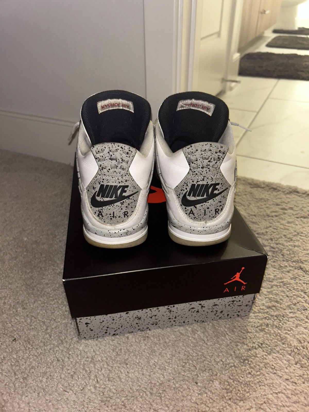 Jordan Brand Jordan 4 White Cement Size US 10 / EU 43 - 3 Thumbnail