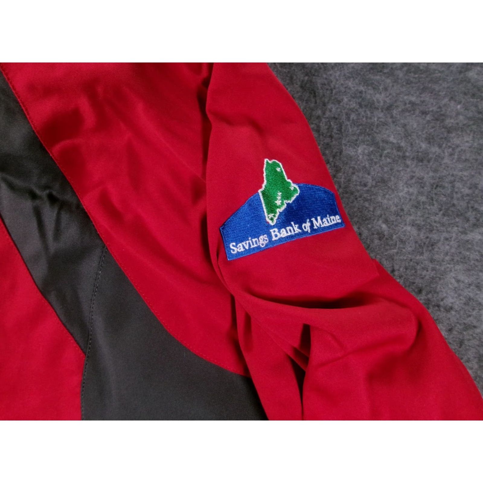 Vintage Savings Bank Of Maine Pullover Jacket Men Extra Large Red Gray Logo Quarter Zip Size US XL / EU 56 / 4 - 3 Thumbnail