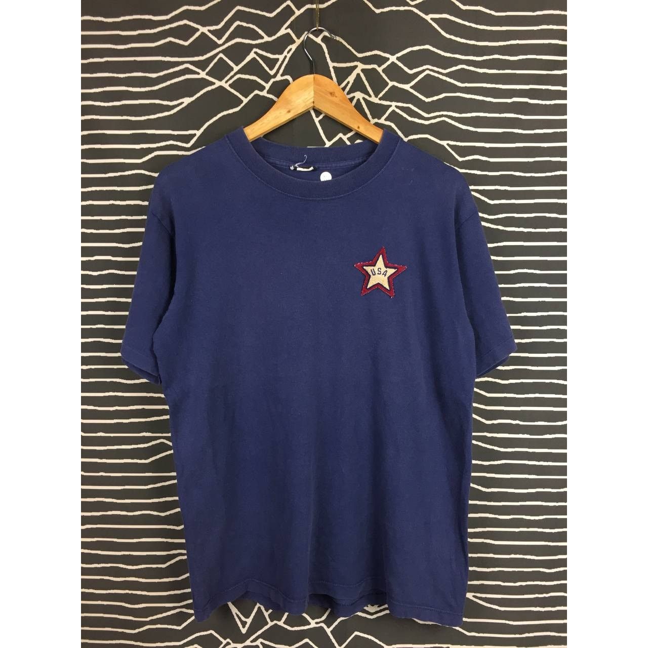 Vintage Vtg USA Star Patch T-Shirt 90s Varsity Aesthetic Tee Size US L / EU 52-54 / 3 - 1 Thumbnail