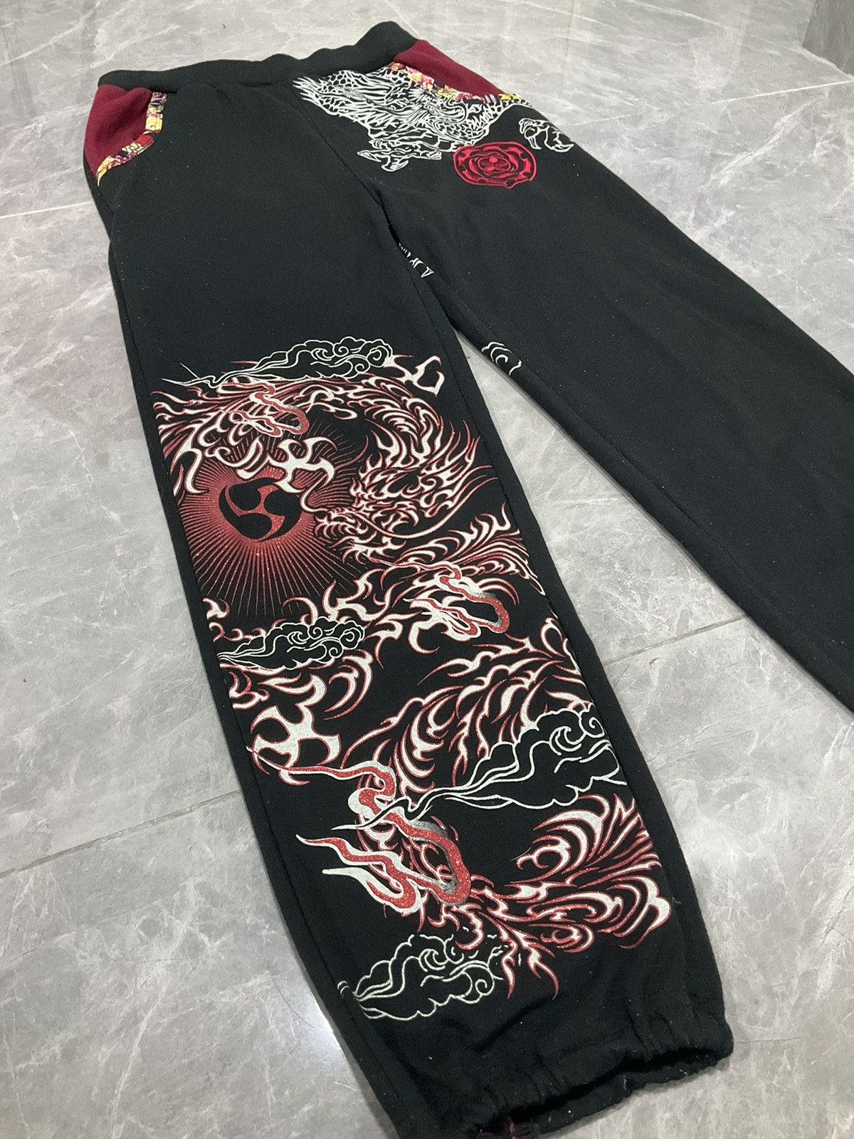 Hysteric Glamour × Japanese Brand 🔥Rare Vintage Big Print Sukajan Dragon Jogger Pants Size US 29 - 2 Thumbnail