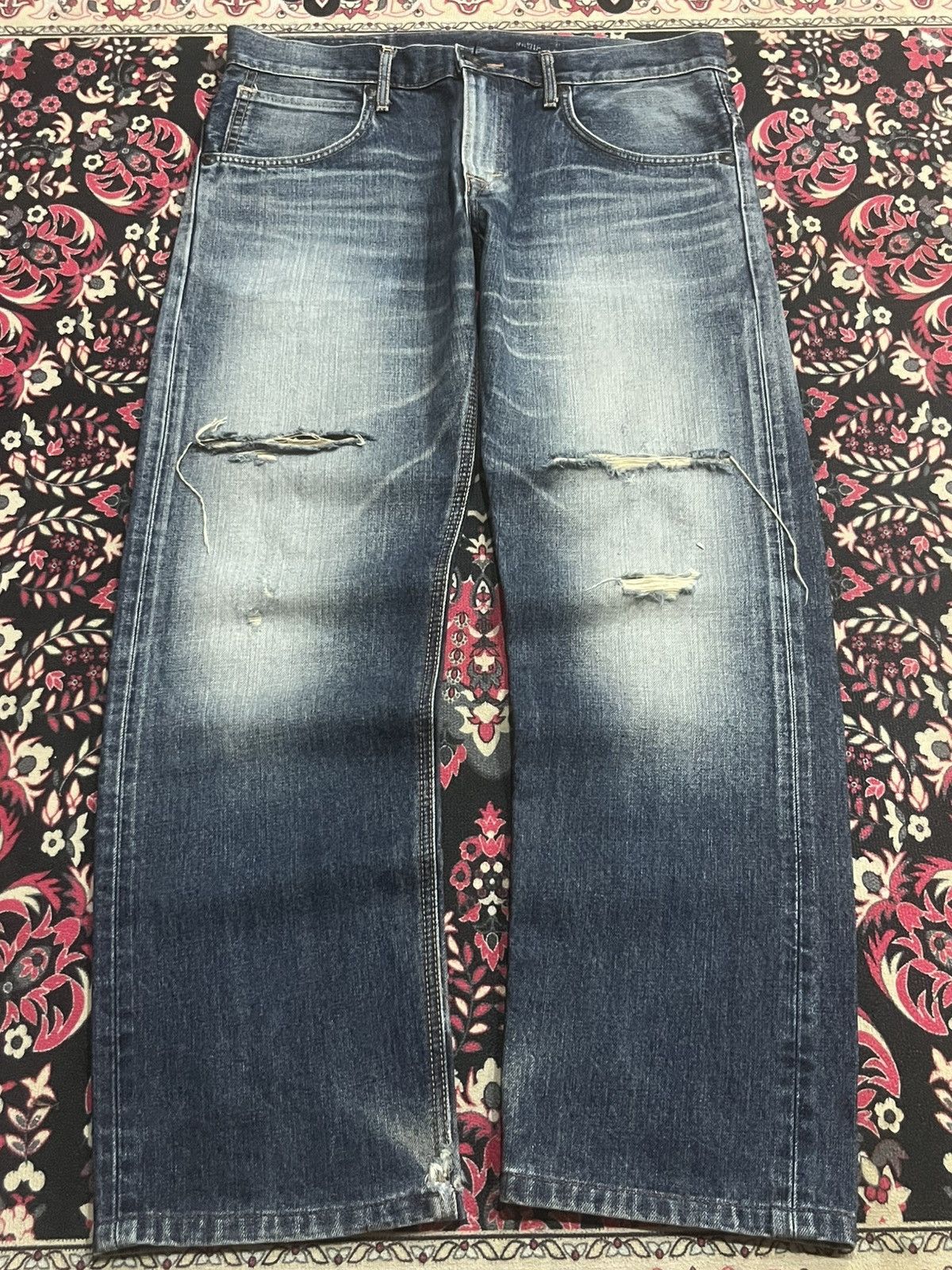 Edwin Vintage Edwin Exclusive Vintage Blue Washed Distressed Jeans Size US 32 / EU 48 - 1 Thumbnail