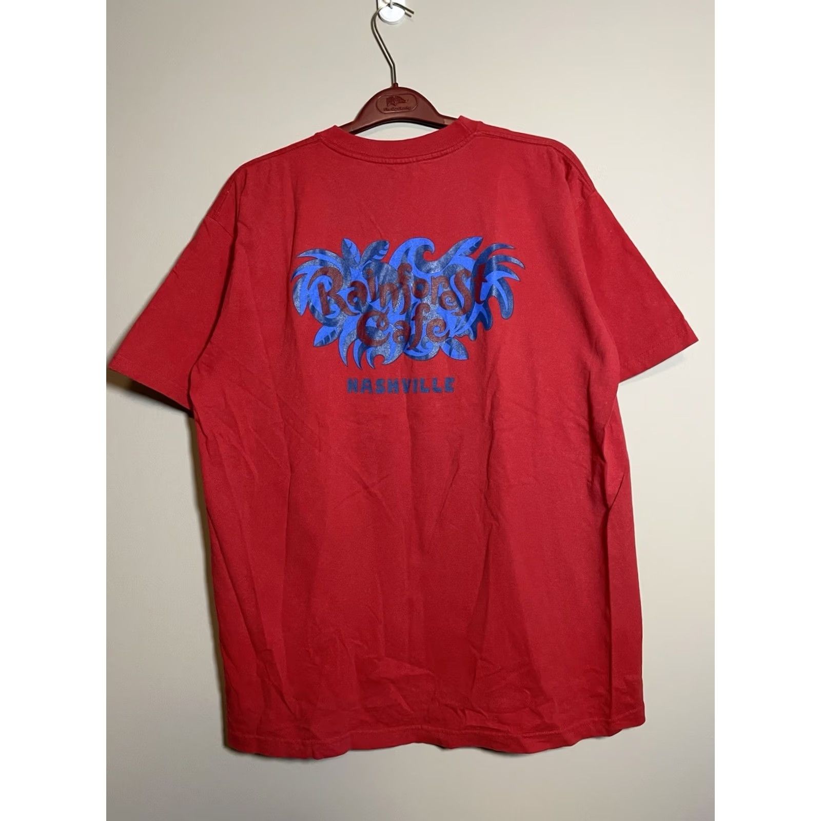 Doublet VINTAGE Rainforest Cafe T-Shirt Red XL Double-Sided Men Shirt, Crew Neck, Short Sleeve, 1990s, Cotton Size US XL / EU 56 / 4 - 2 Thumbnail
