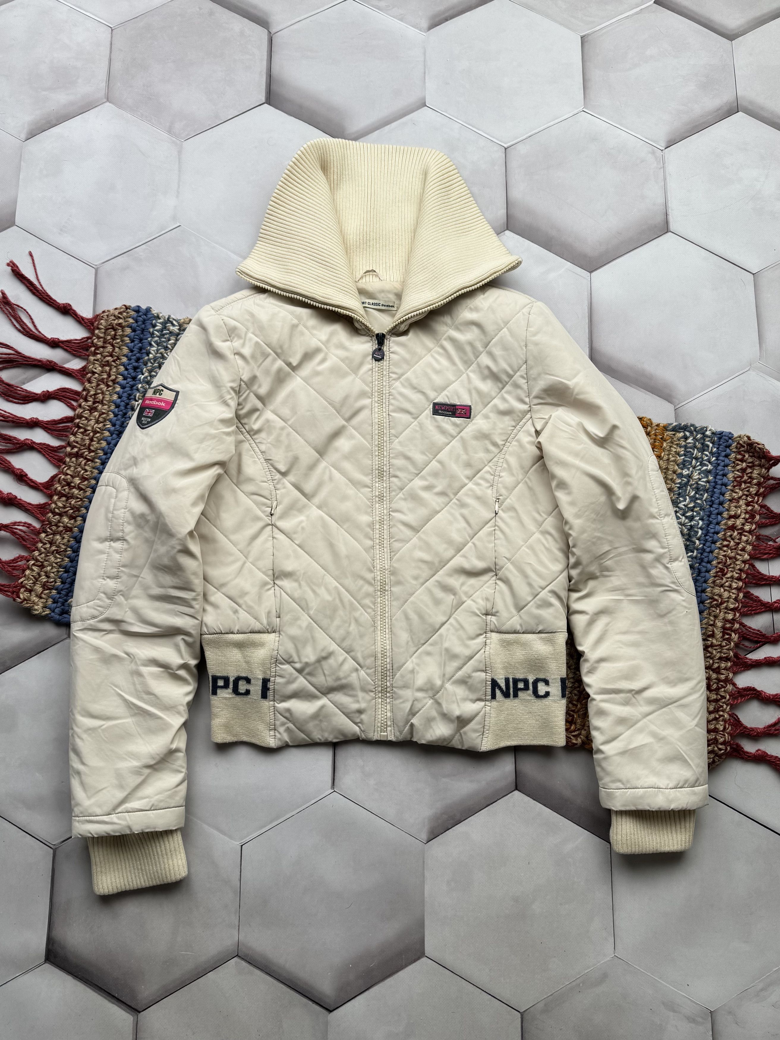 Reebok Reebok Vintage Cropped Jacket (ES9)(G7) Size M / US 6-8 / IT 42-44 - 1 Thumbnail