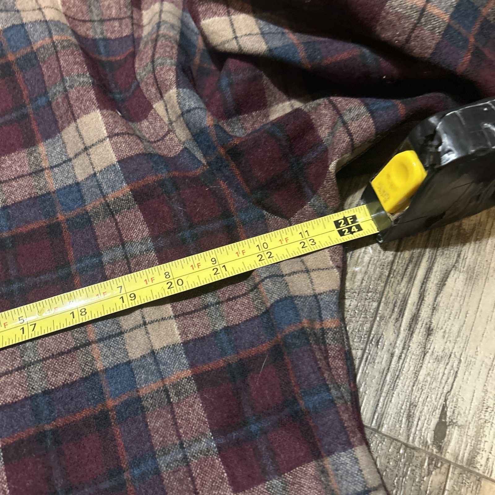 Pendleton Vtg Pendleton Virgin Wool USA Burgundy Plaid Flannel Large Size US L / EU 52-54 / 3 - 5 Thumbnail