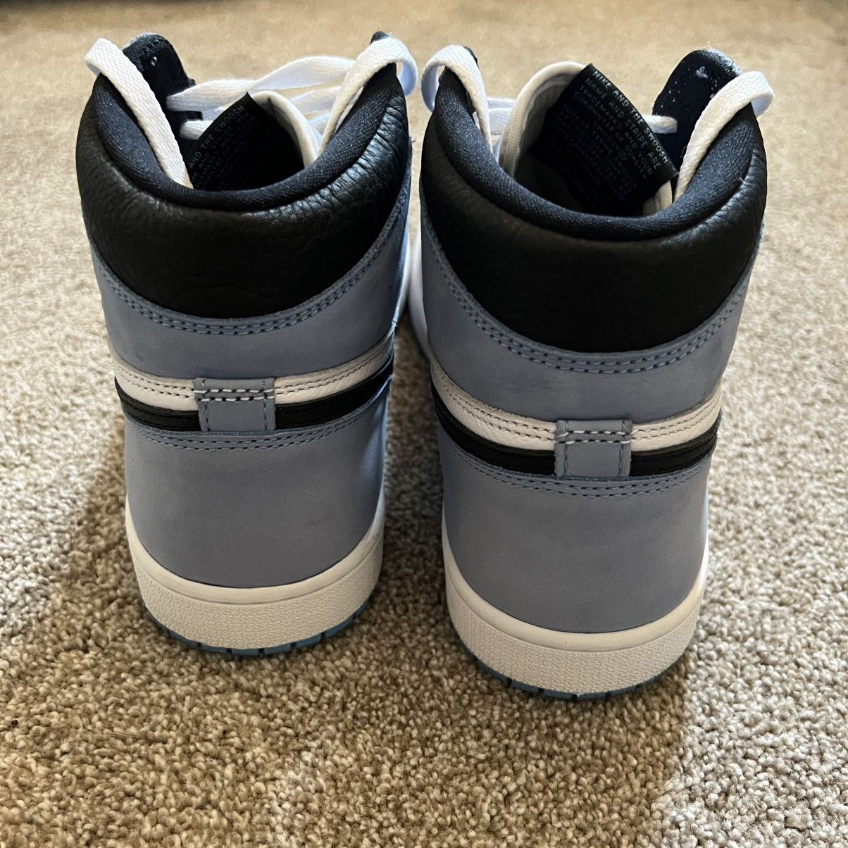Jordan Brand 2021 Jordan 1 Retro High OG University Blue Size 9.5 Size US 9.5 / EU 42-43 - 4 Thumbnail
