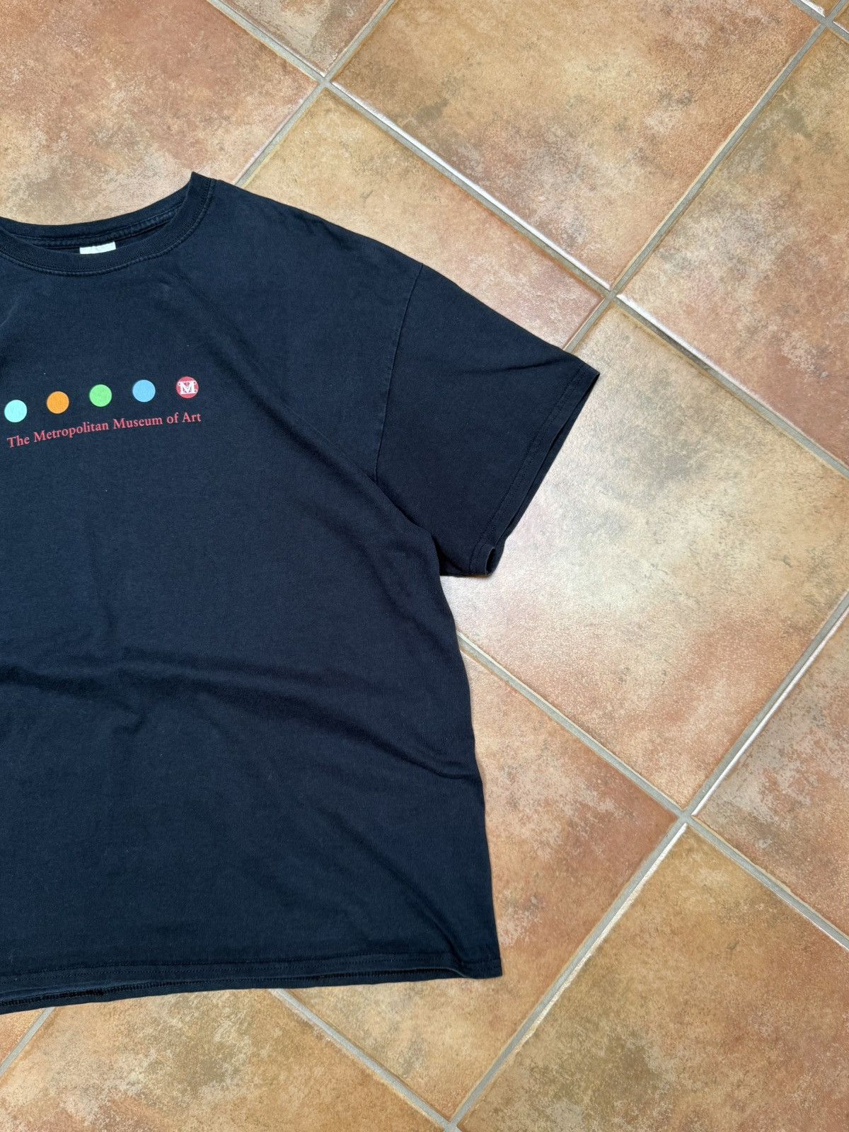 Vintage Vintage Y2k The Metropolitan Museum of Art tee Size US XL / EU 56 / 4 - 4 Thumbnail
