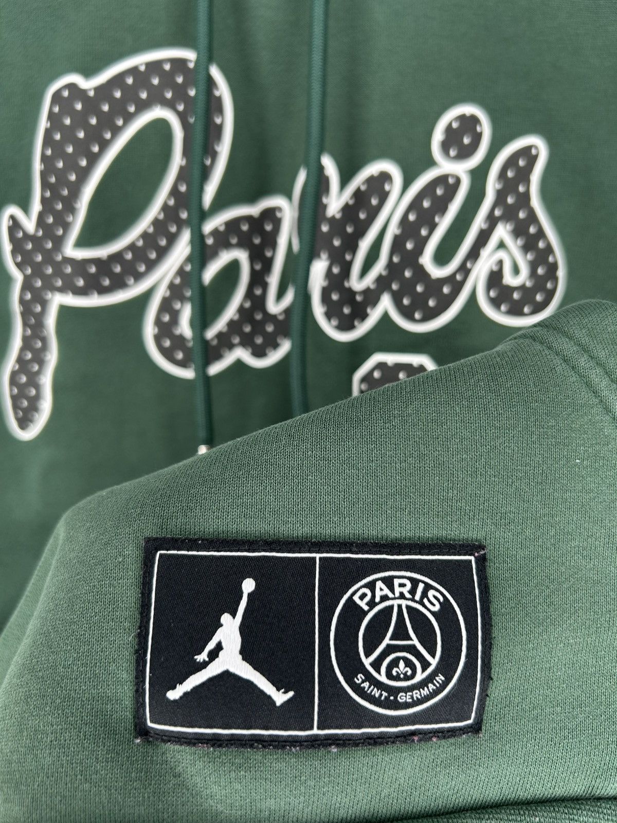 Jordan Brand Nike Air Jordan Paris Saint Germain PSG Pullover Hoodie Size US L / EU 52-54 / 3 - 6 Thumbnail