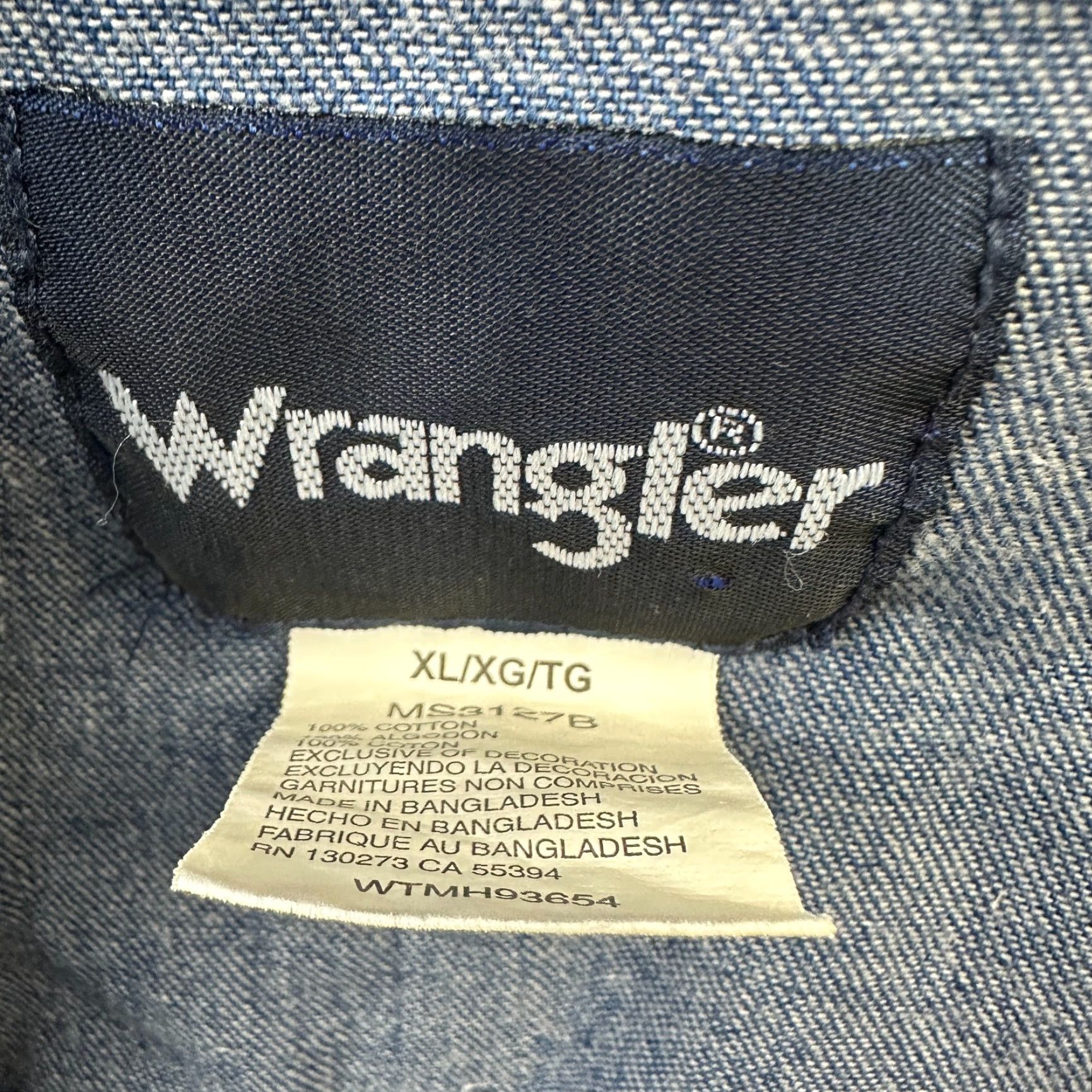Wrangler Wrangler Shirt Mens XL Blue Denim Western Cowboy Button-Up Short Sleeve Jeans Pearl Snap Casual Workwear Size US XL / EU 56 / 4 - 6 Thumbnail