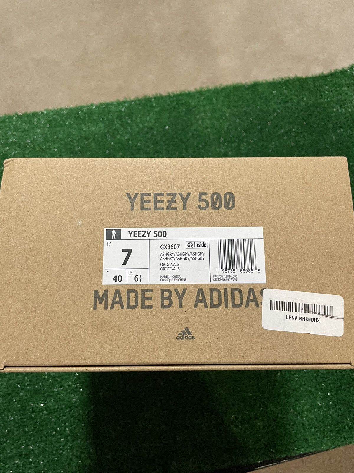 Adidas × Yeezy Yeezy 500 Ash Grey Size US 7 / EU 40 - 11 Thumbnail