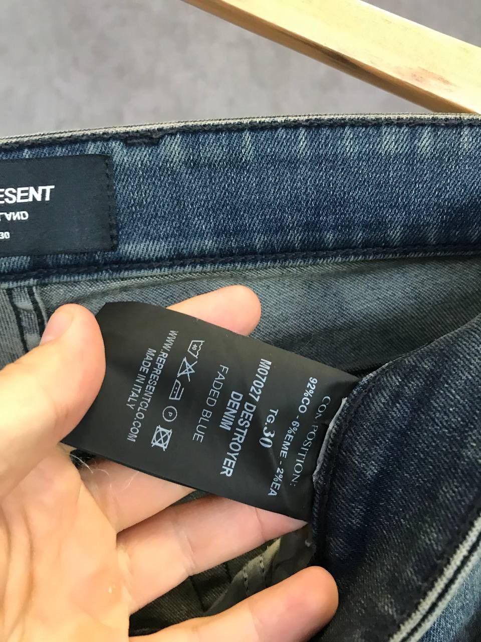 Represent Clo. Represent distressed designer jeans Size US 29 - 7 Thumbnail