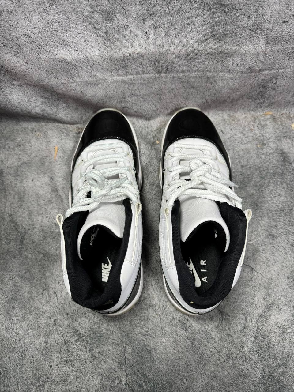 Jordan Brand Size 10 | Jordan 11 DMP No Box | Pre-Owned Size US 10 / EU 43 - 3 Thumbnail