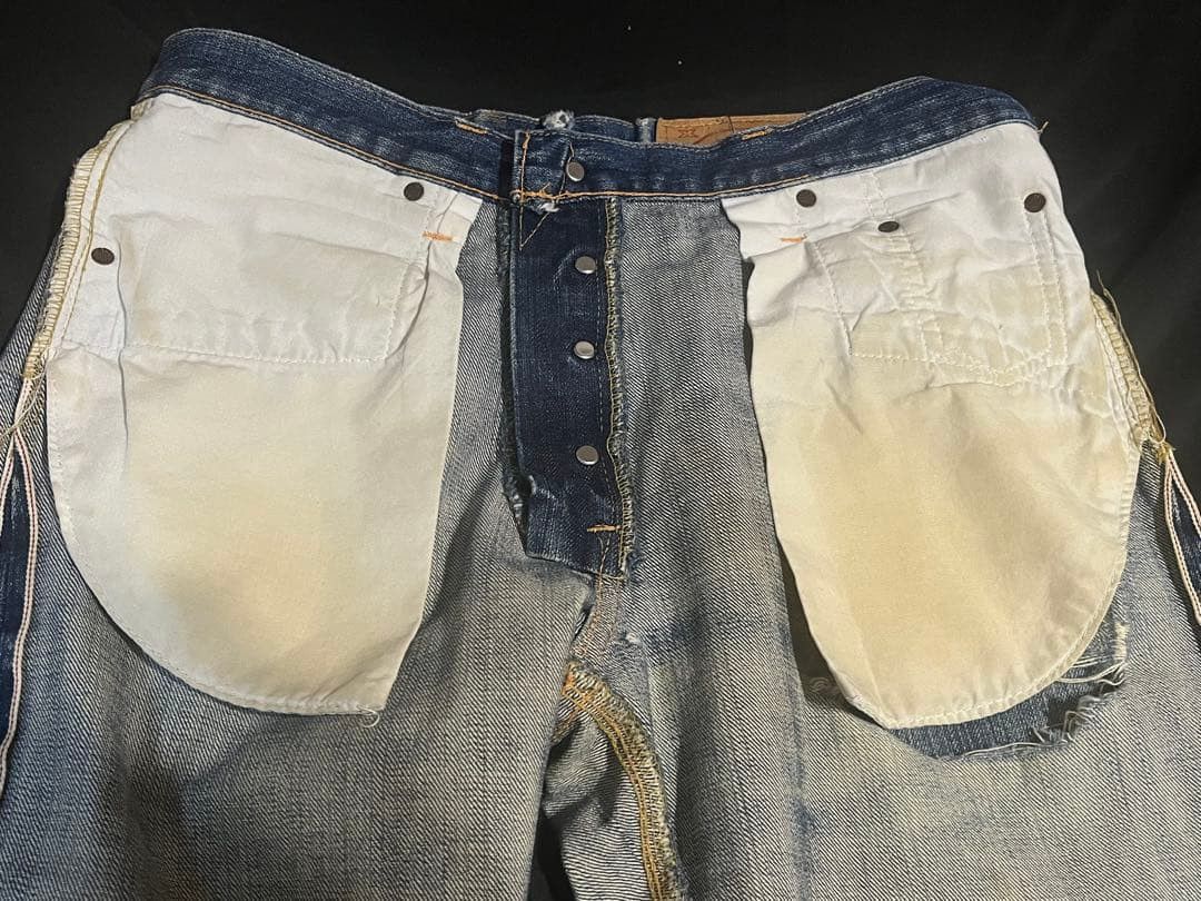 Japanese Brand Vintage Japanese Brand Faded Blue Wash Distressed Jeans Size US 30 / EU 46 - 10 Thumbnail
