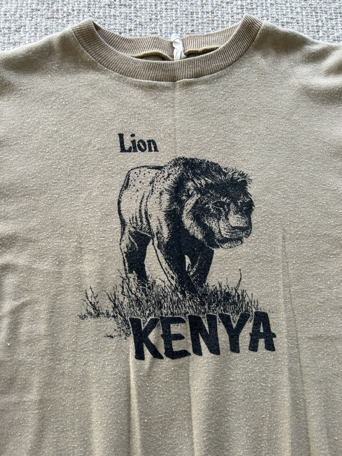 Vintage 1970s Kenya Lion Vintage T shirt Size US M / EU 48-50 / 2 - 2 Thumbnail