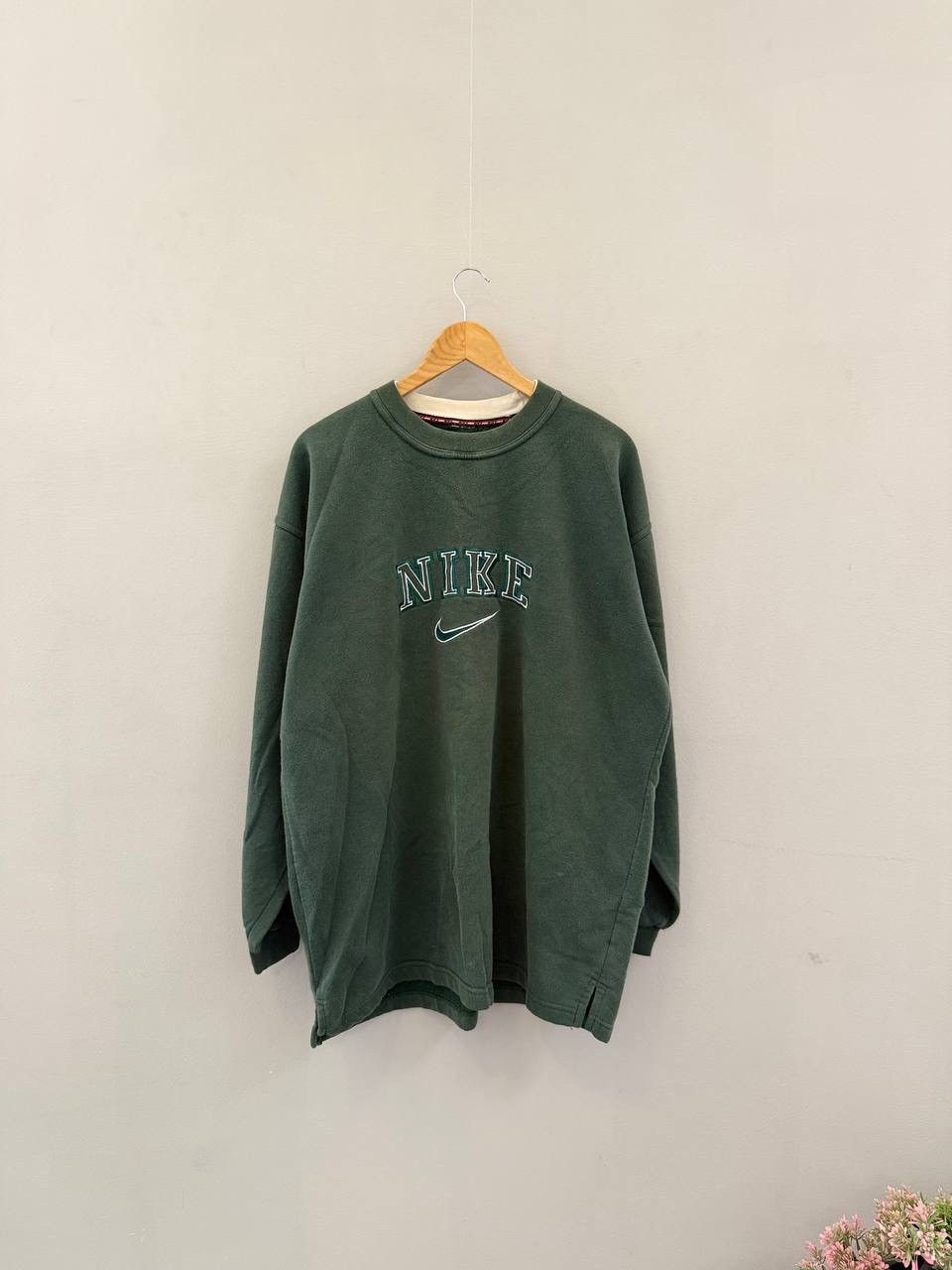 Other Vintage Nike Crewneck Big Centre Logo Sweatshirt Premier USA Size US XL / EU 56 / 4 - 1 Thumbnail