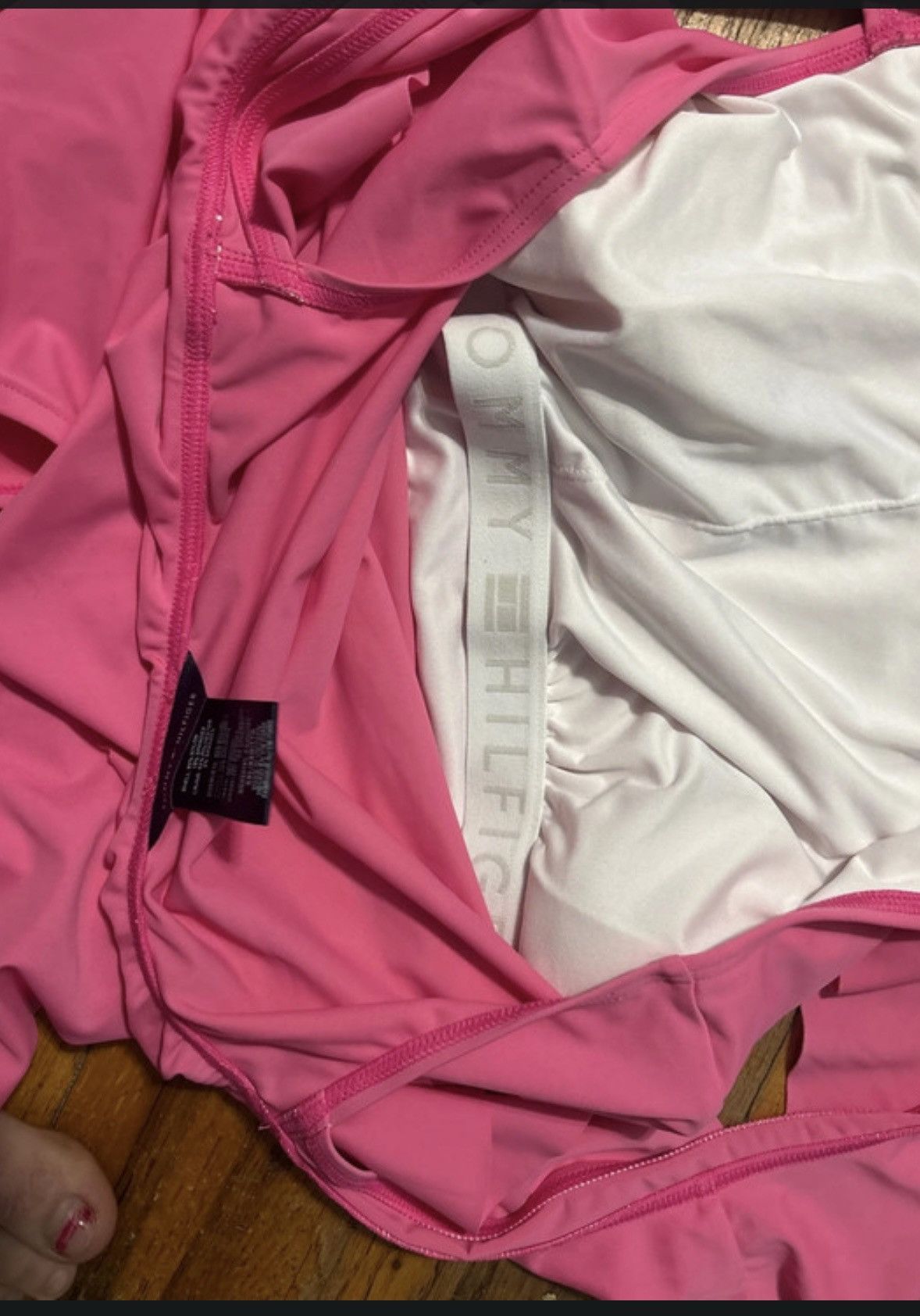 Tommy Hilfiger Pink ruffed bathing suit top Size XXL / US 16-18 / IT 52-54 - 5 Thumbnail