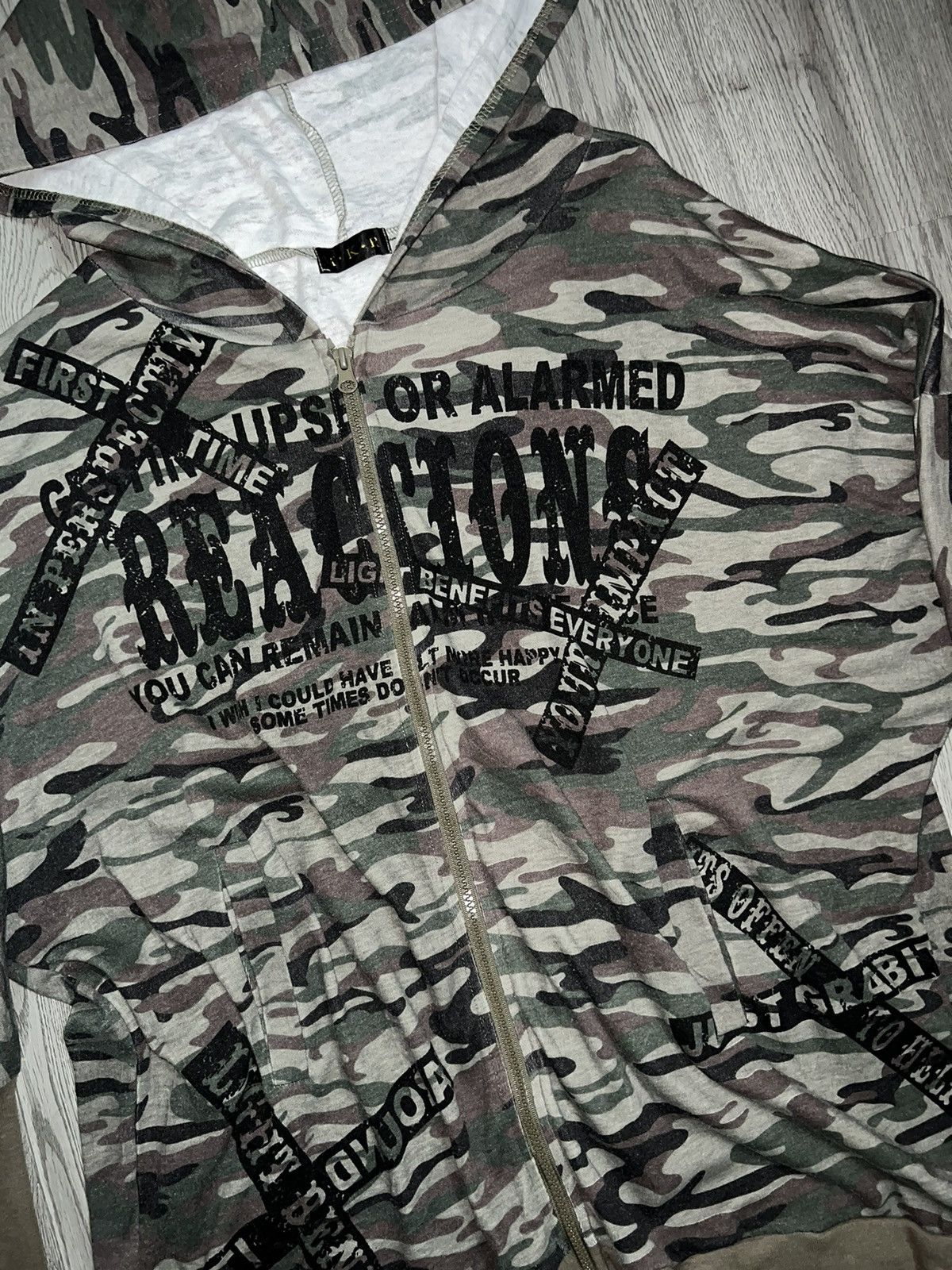 Japanese Brand Punk hoodie zip camo print skull logo Size US M / EU 48-50 / 2 - 7 Thumbnail