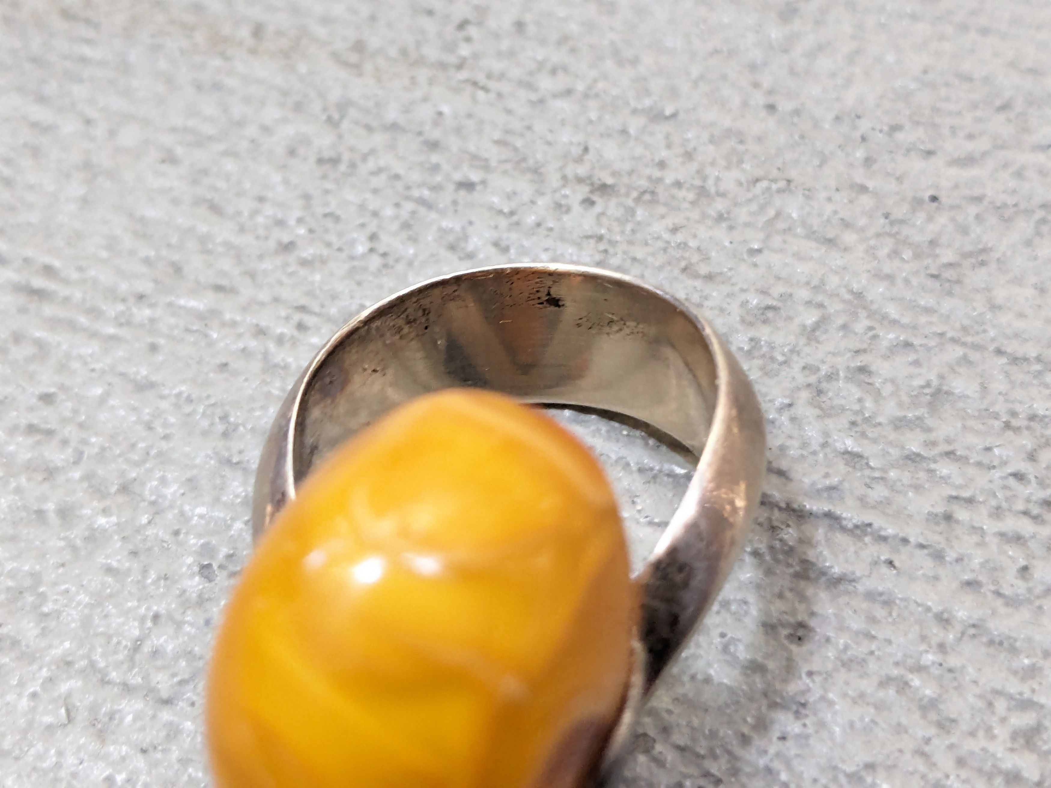 Jewelry Vintage Sterling Silver Ring Amber Size 9.25 Modern Size ONE SIZE - 6 Thumbnail