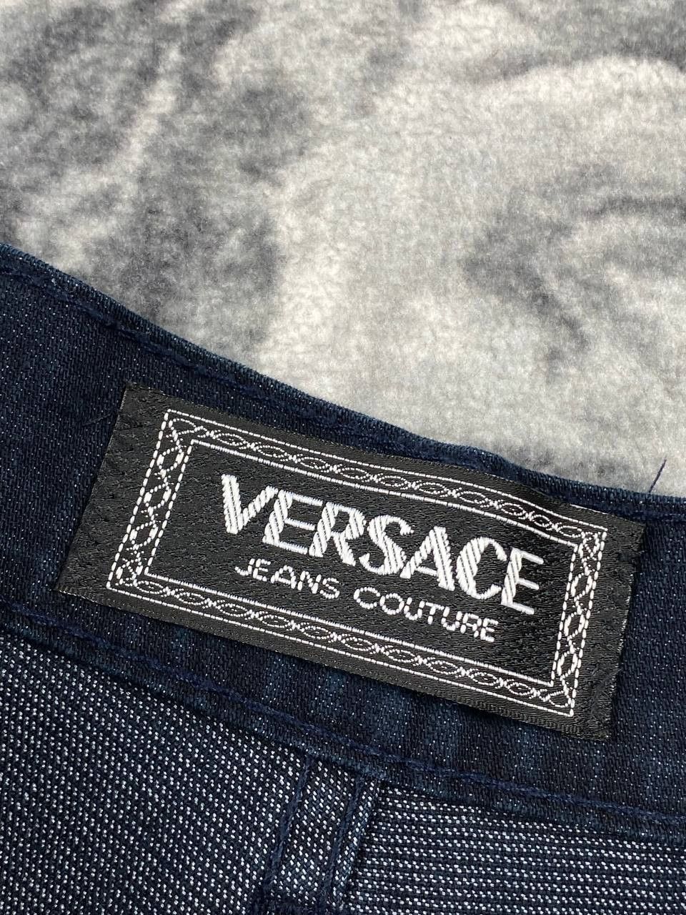 Versace Vintage Versace Jeans Denim Big Logo VJC Men Size 32 Blue Size US 32 / EU 48 - 13 Thumbnail
