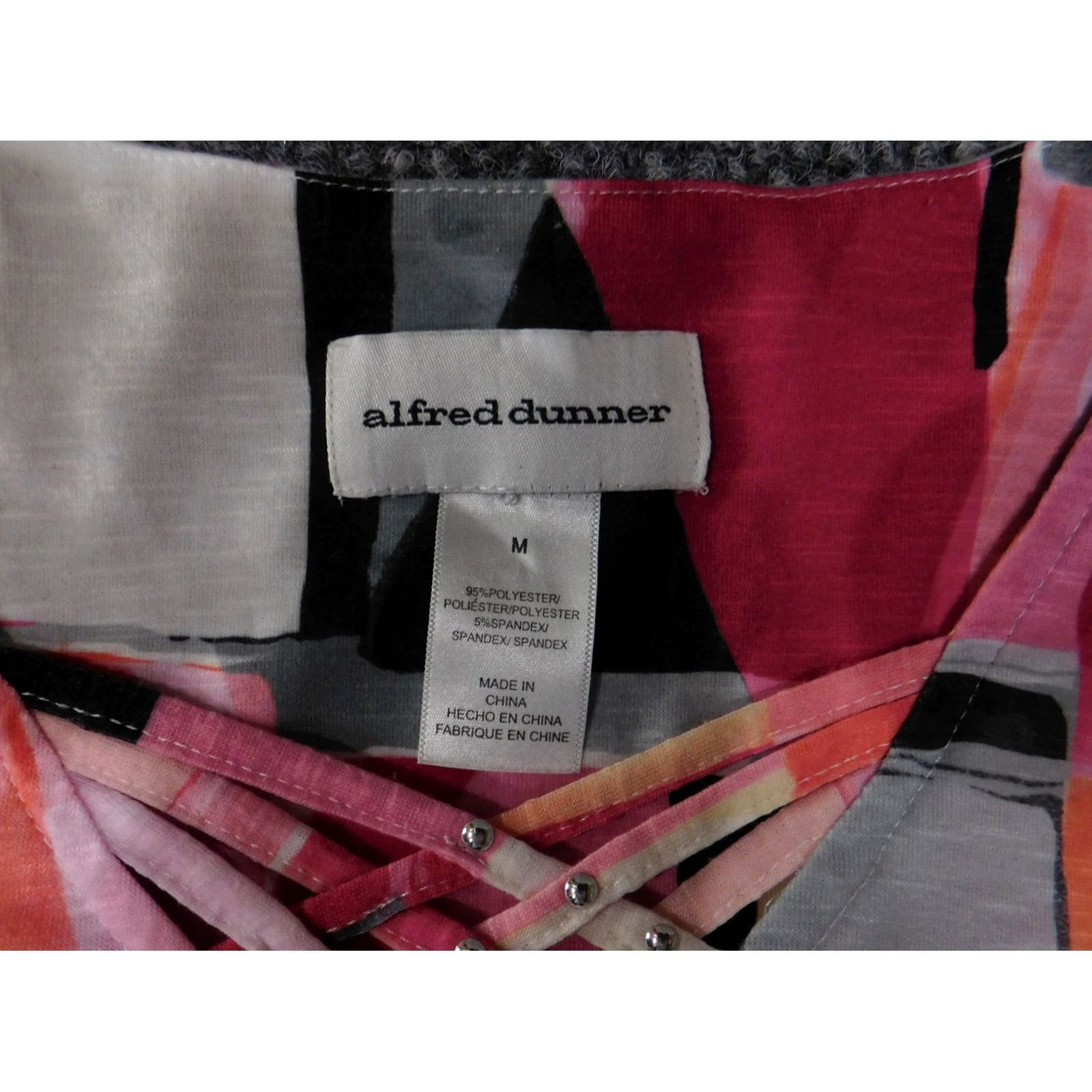Vintage Alfred Dunner Blouse Womens Medium Pink Geometric 3/4 Sleeve Round Neck Pullover Casual Lightweight Stretch Vintage No Size M / US 6-8 / IT 42-44 - 5 Thumbnail